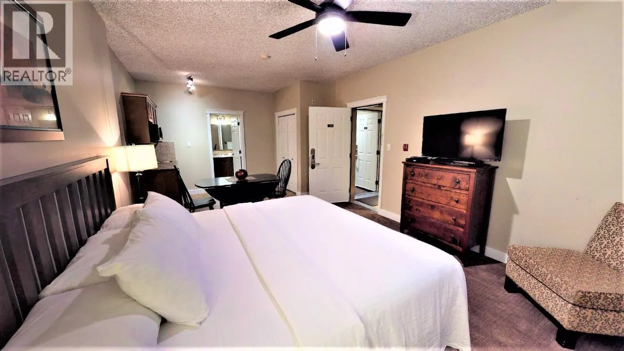 400 BIGHORN Boulevard Unit# 416 J