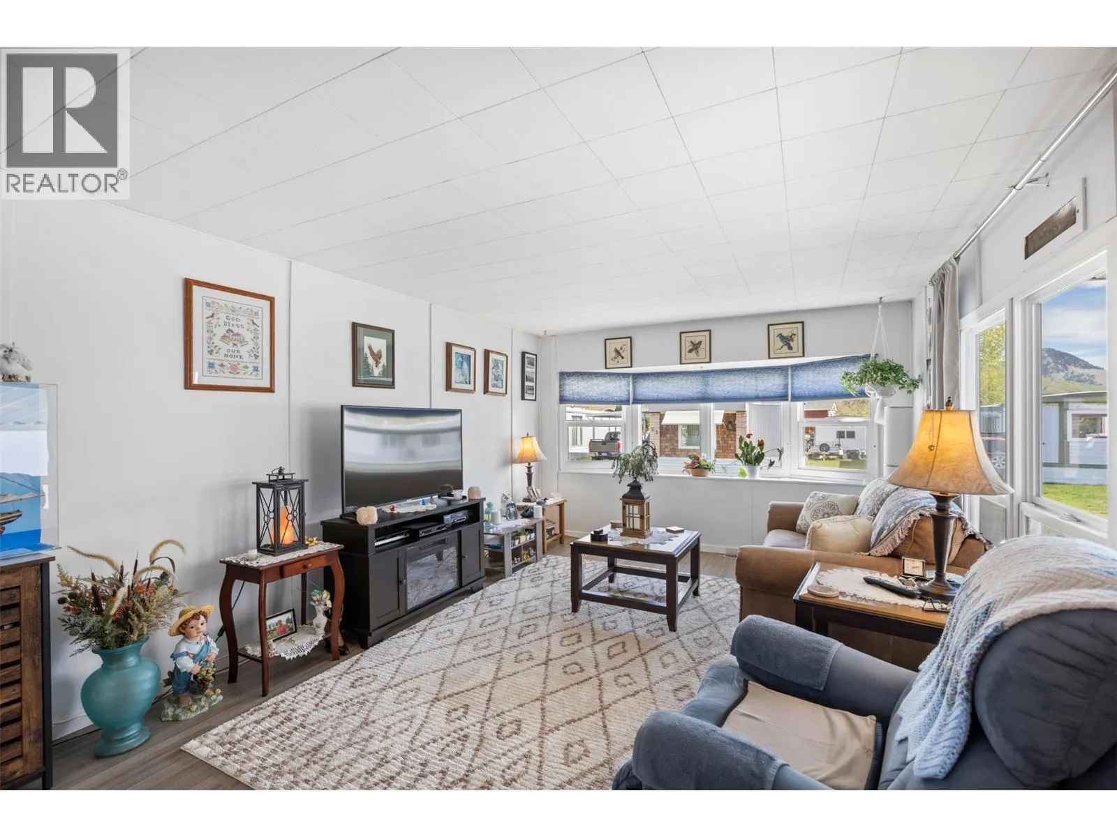 2400 OAKDALE Way Unit# 26