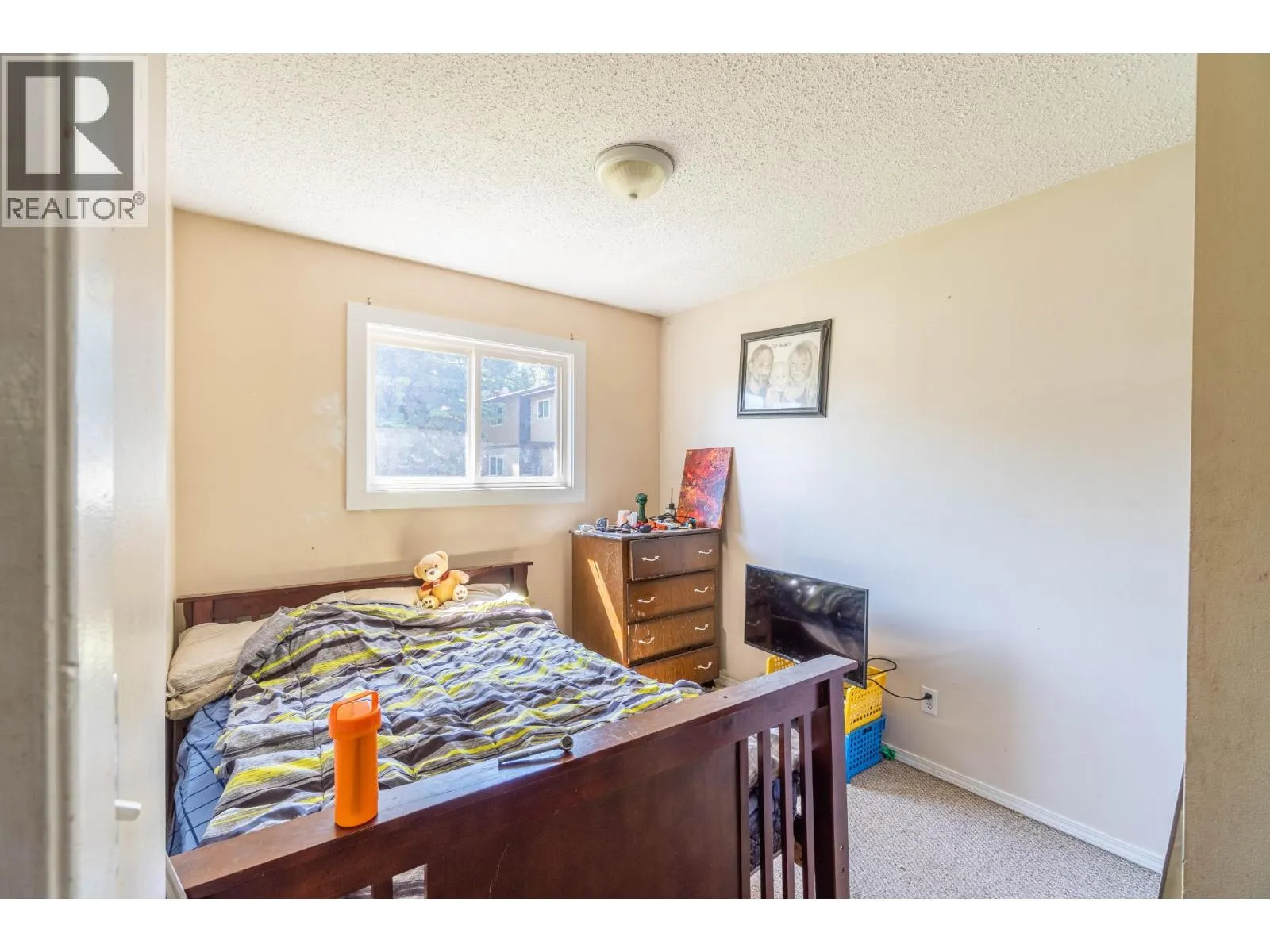 1605 SUMMIT Drive Unit# 9