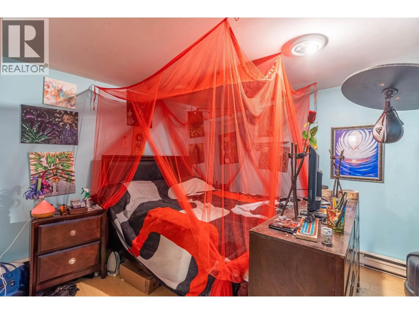 1605 SUMMIT Drive Unit# 9