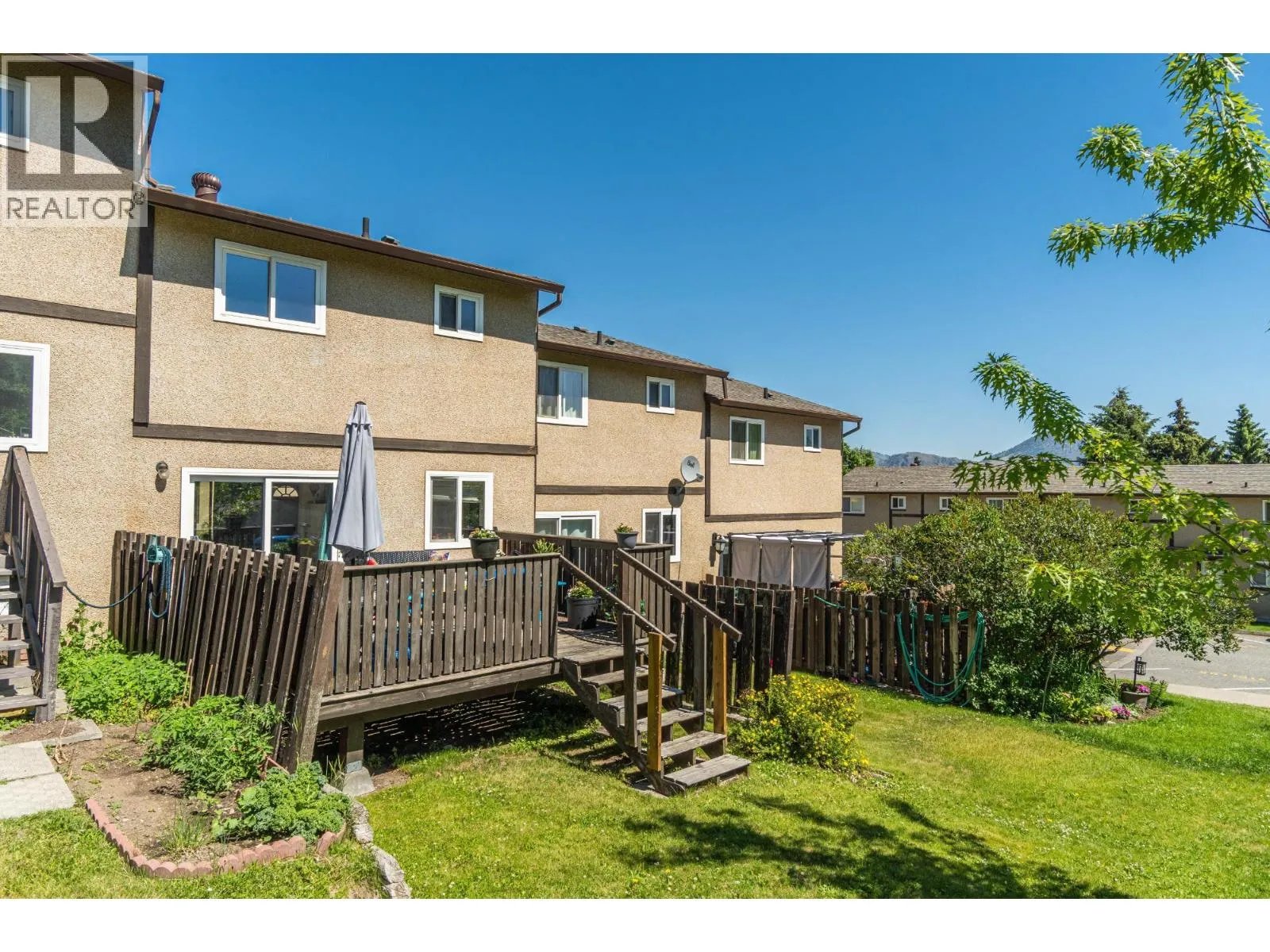 1605 SUMMIT Drive Unit# 9