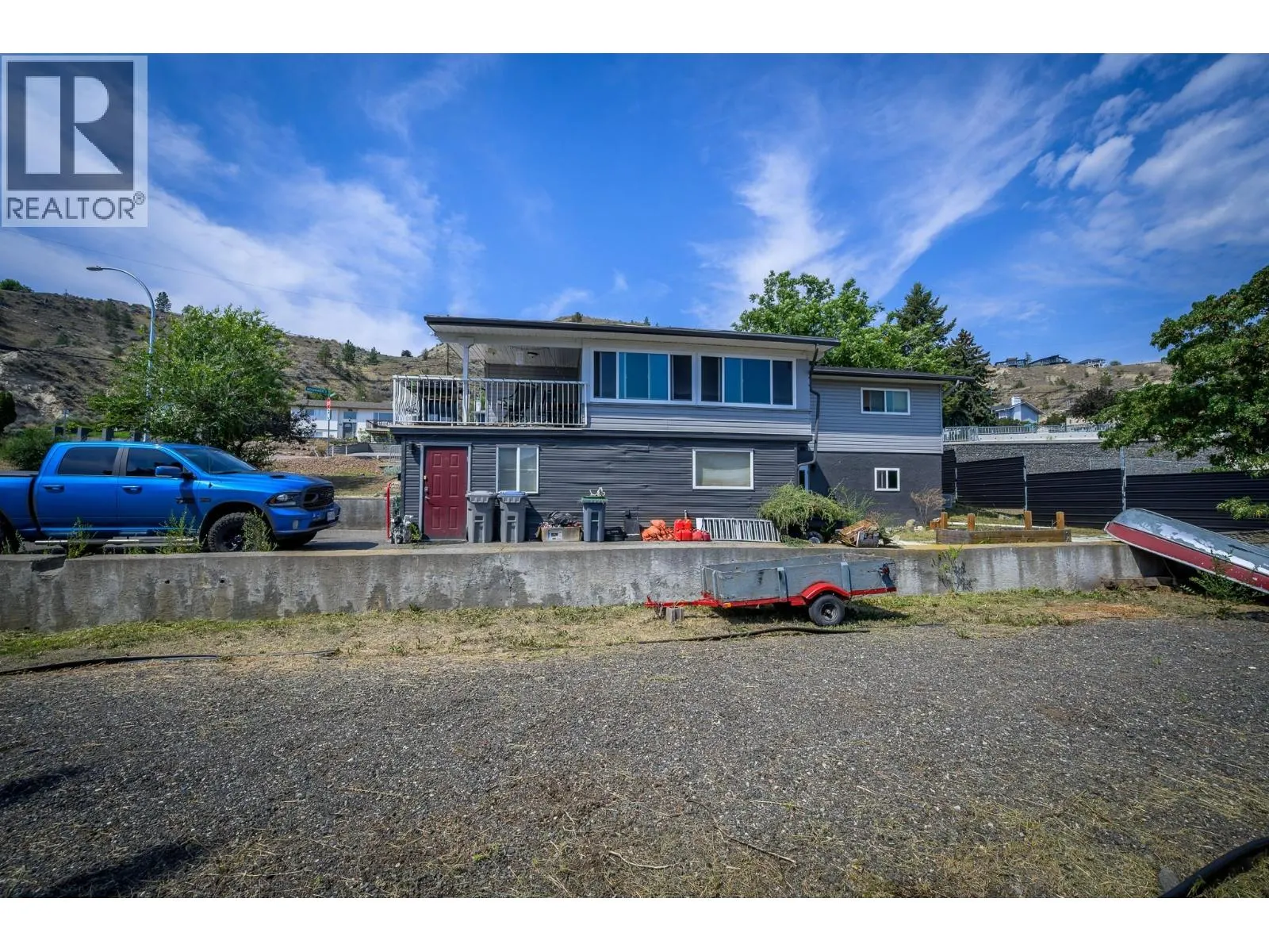 880 WOODHAVEN Drive