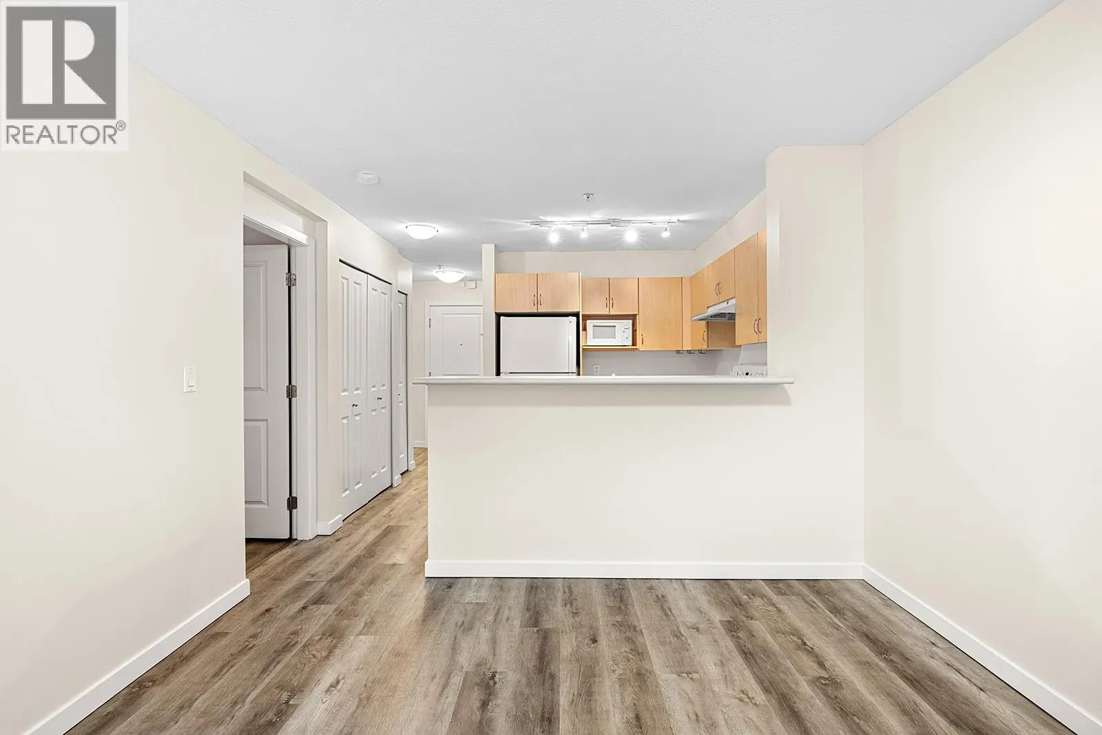 563 Yates Road Unit# 109