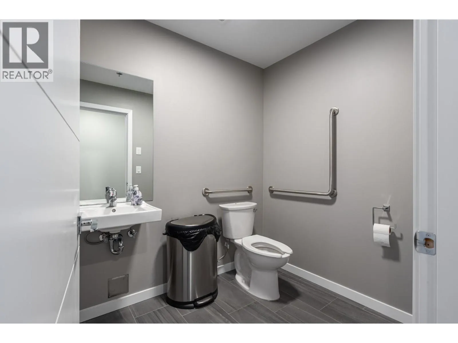 1405 Springhill Drive Unit# 2401