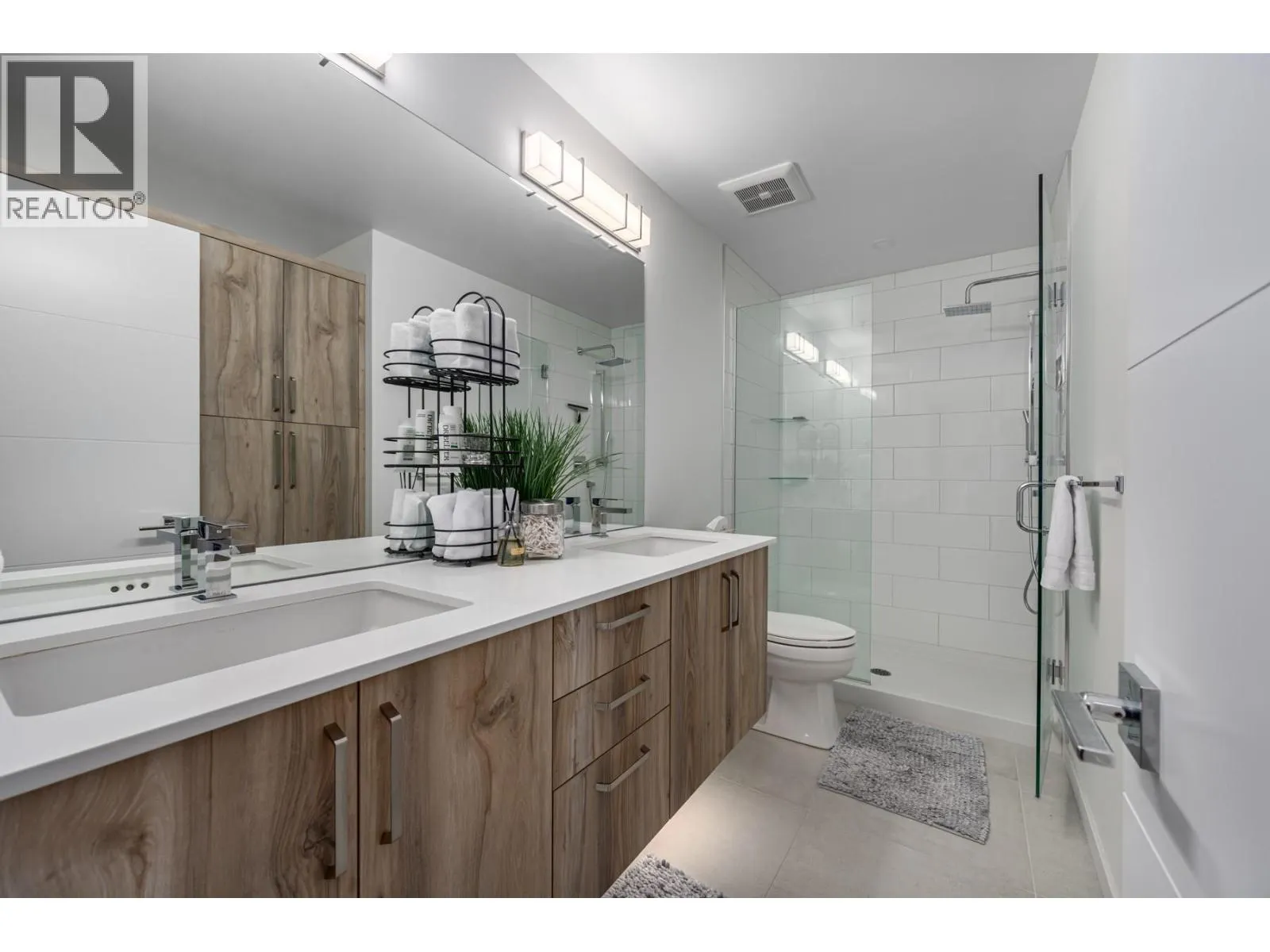 1405 Springhill Drive Unit# 2401