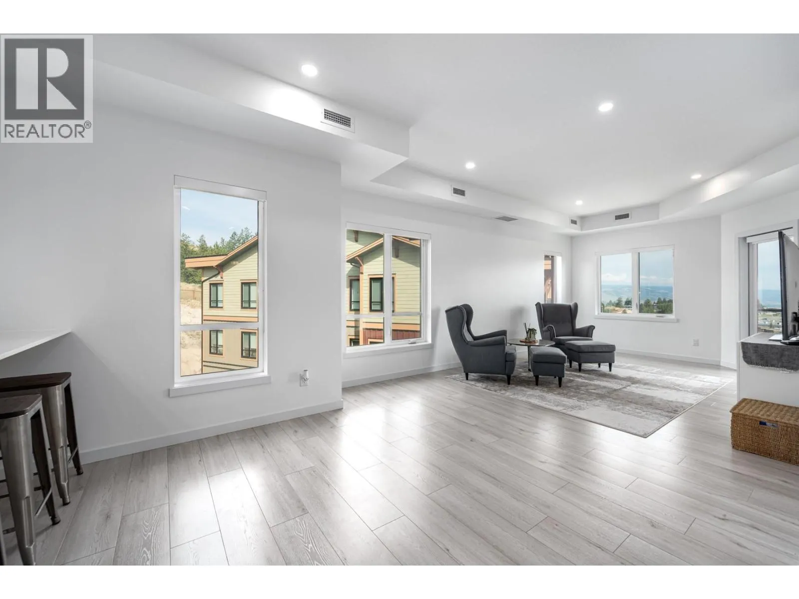 1405 Springhill Drive Unit# 2401
