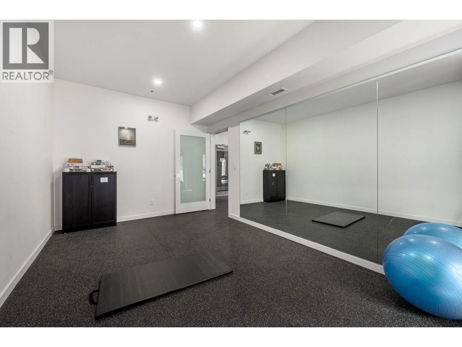 1405 Springhill Drive Unit# 2401