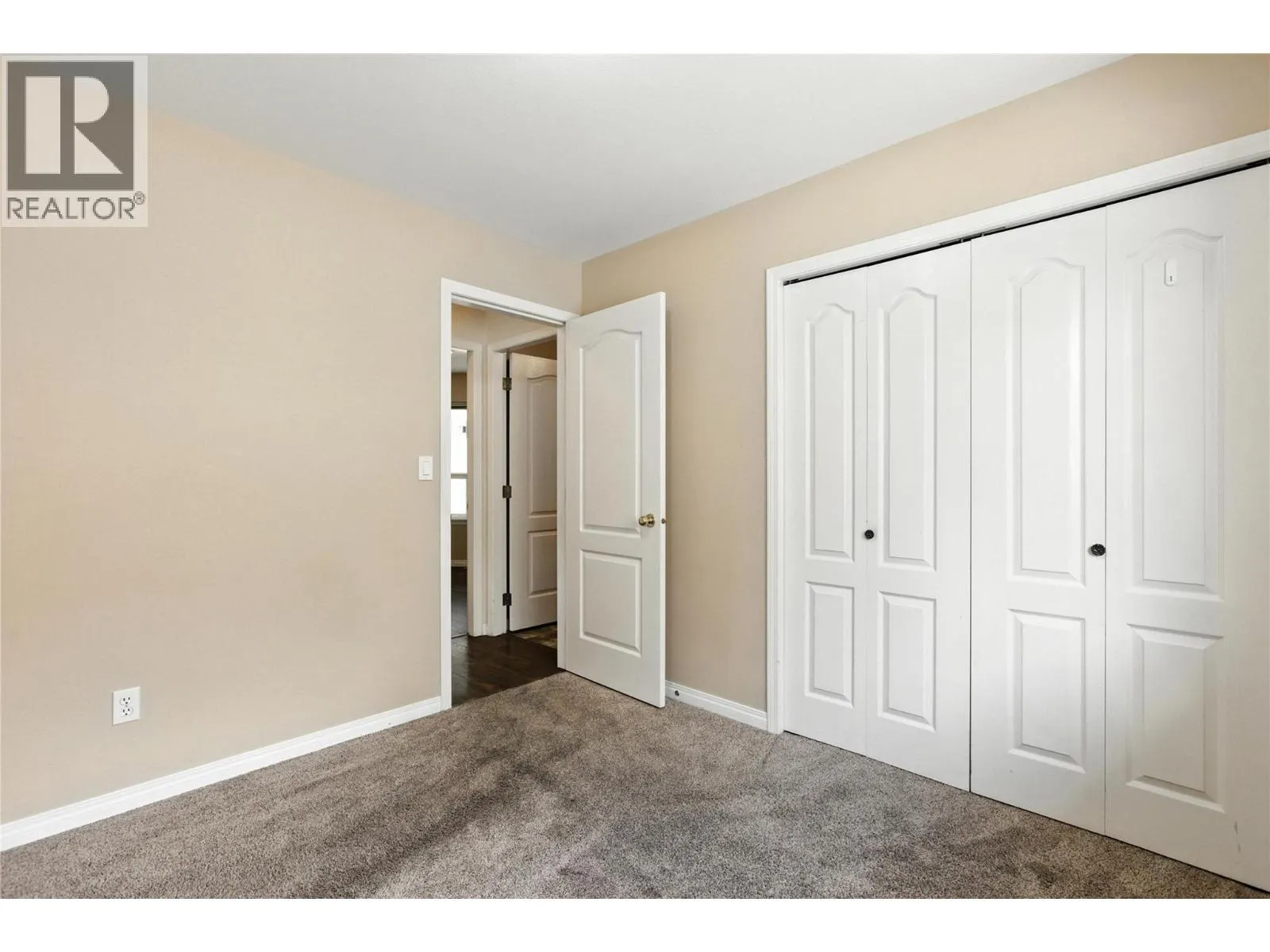 1379 Sunshine Court
