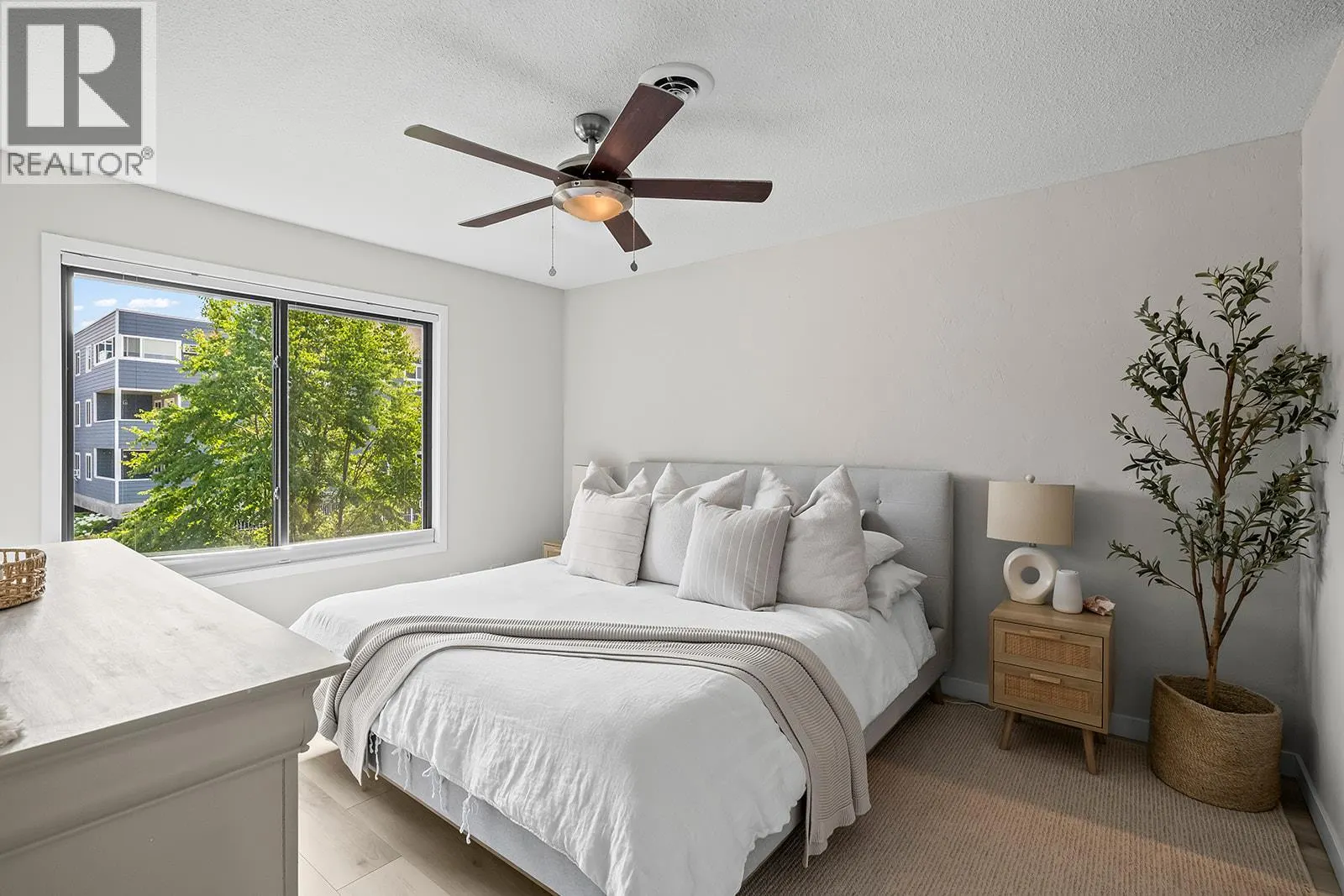1870 Parkinson Way Unit# 206