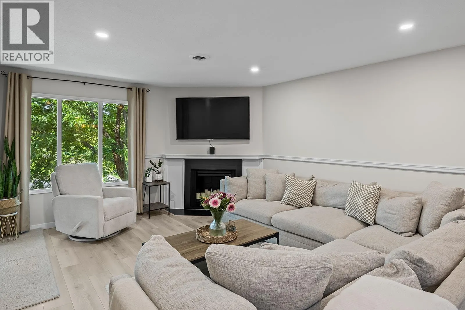 1870 Parkinson Way Unit# 206