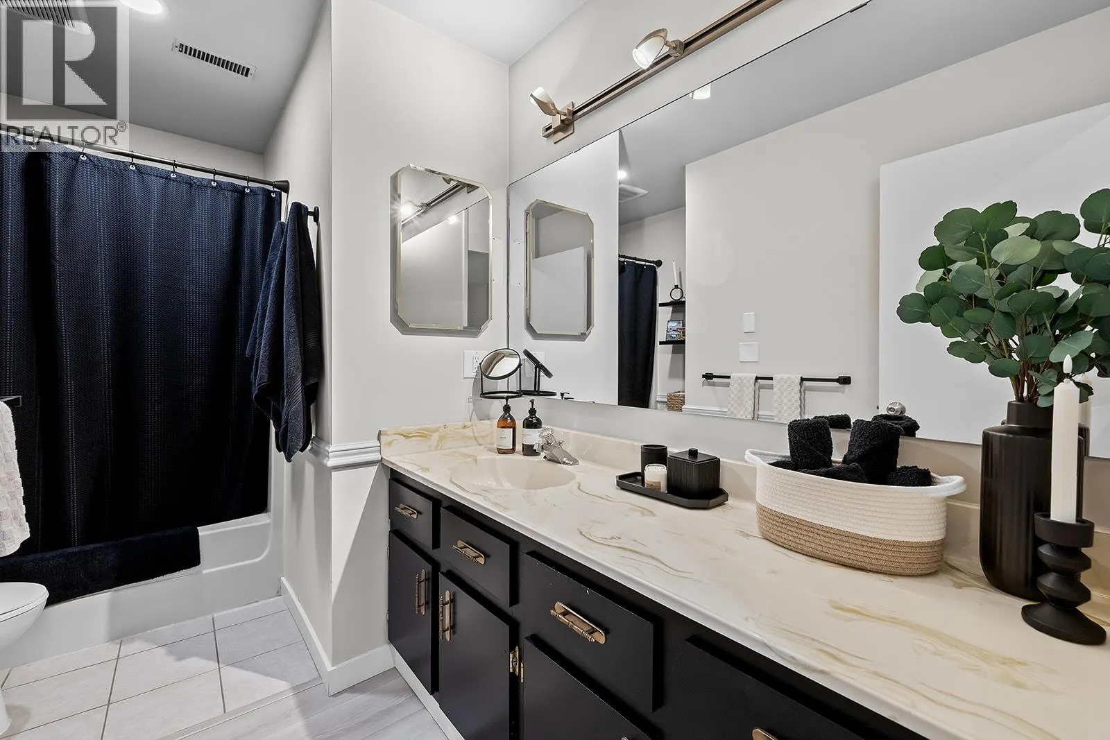 1870 Parkinson Way Unit# 206