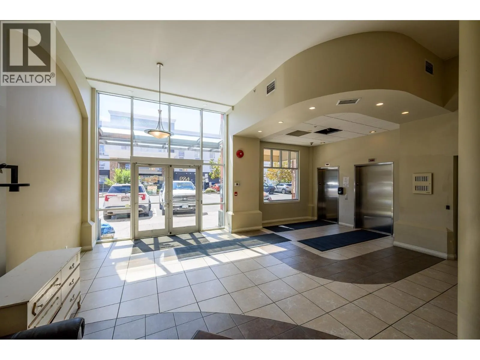 689 TRANQUILLE Road Unit# 324