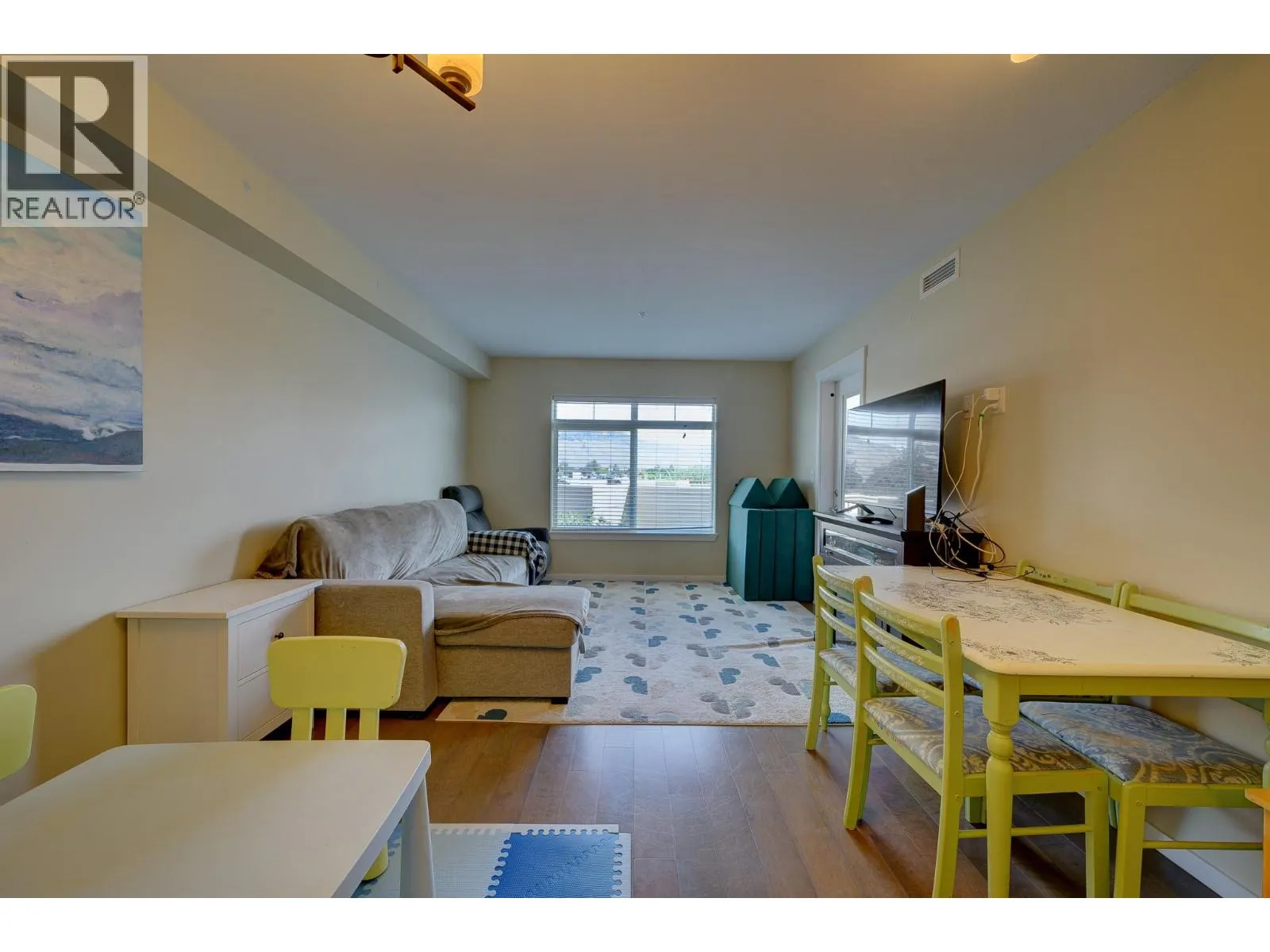 689 TRANQUILLE Road Unit# 324