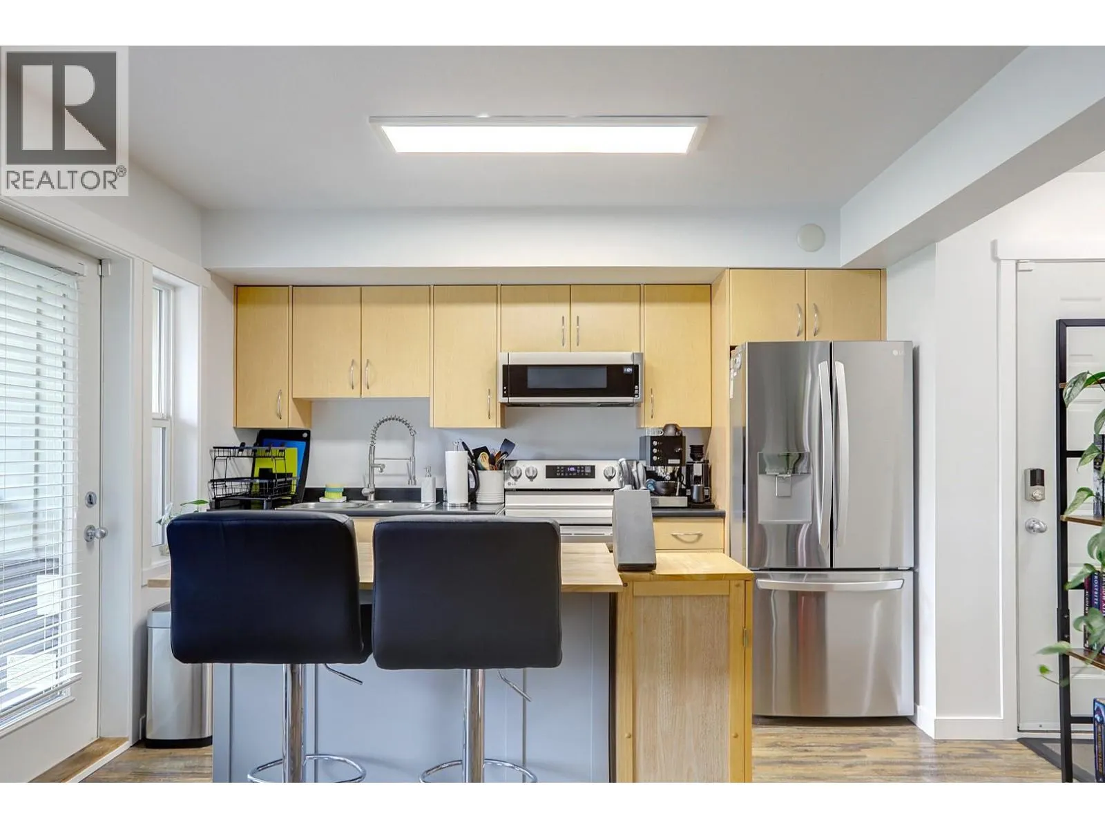 1477 Glenmore Road N Unit# B-203