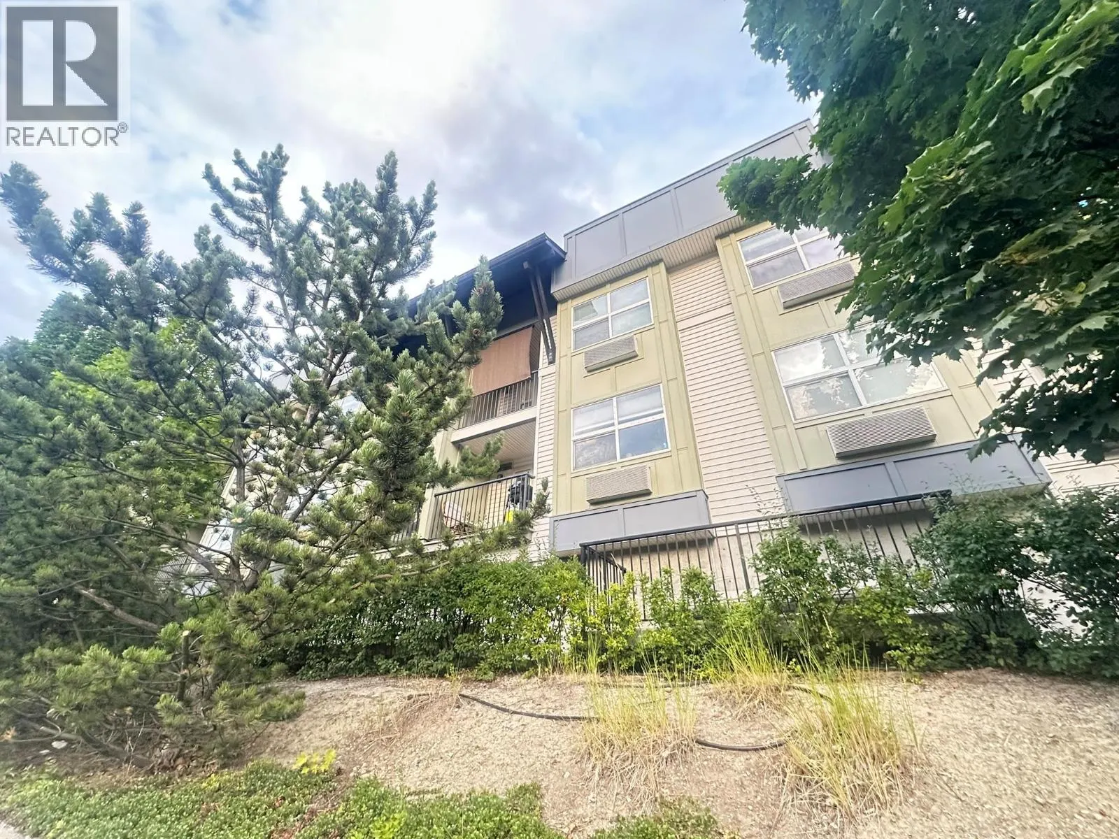 1477 Glenmore Road N Unit# B-203