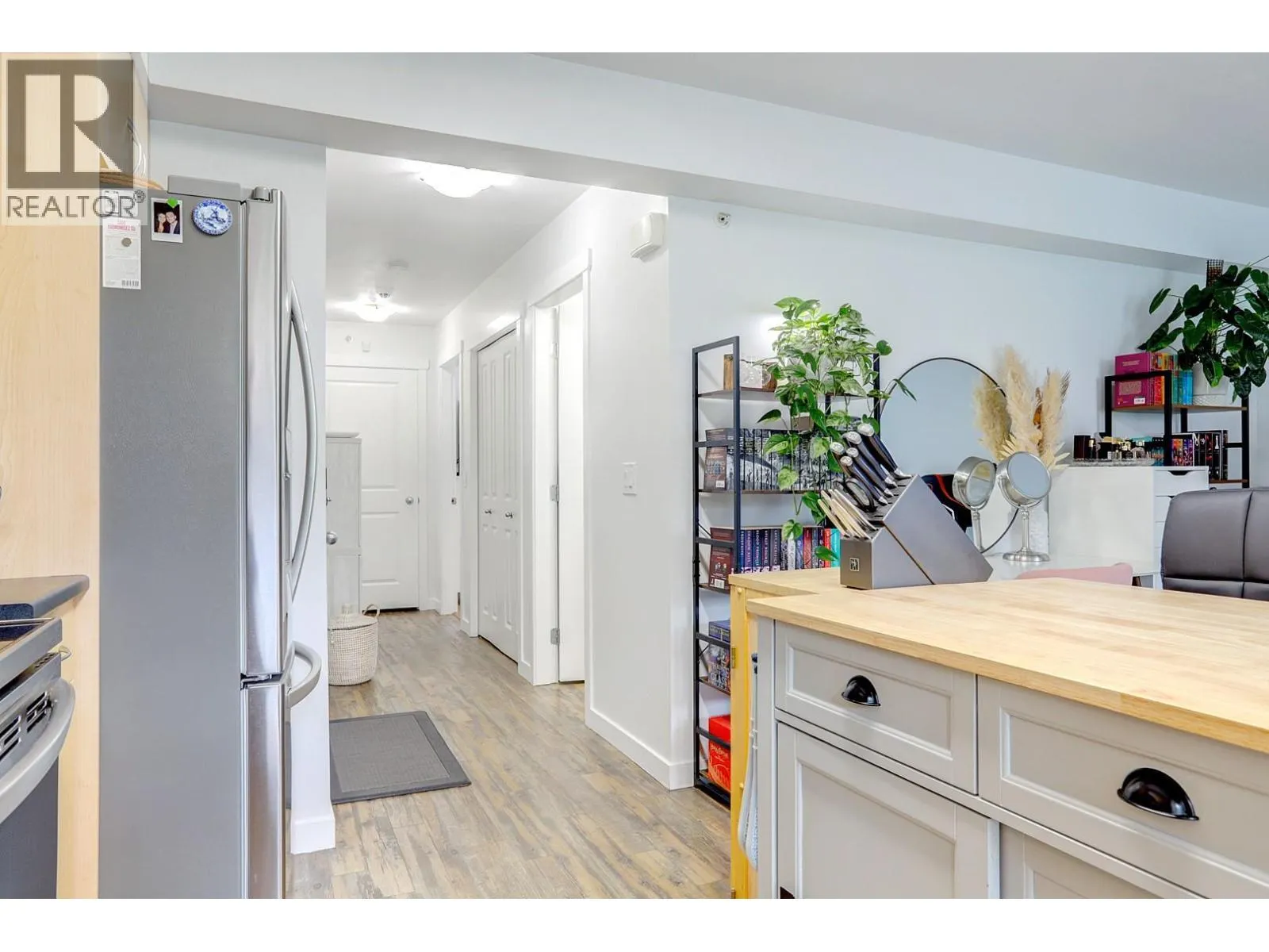 1477 Glenmore Road N Unit# B-203