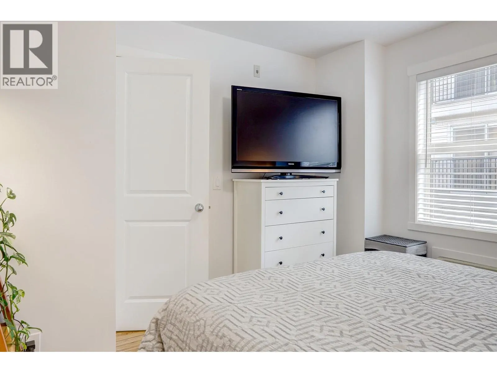 1477 Glenmore Road N Unit# B-203