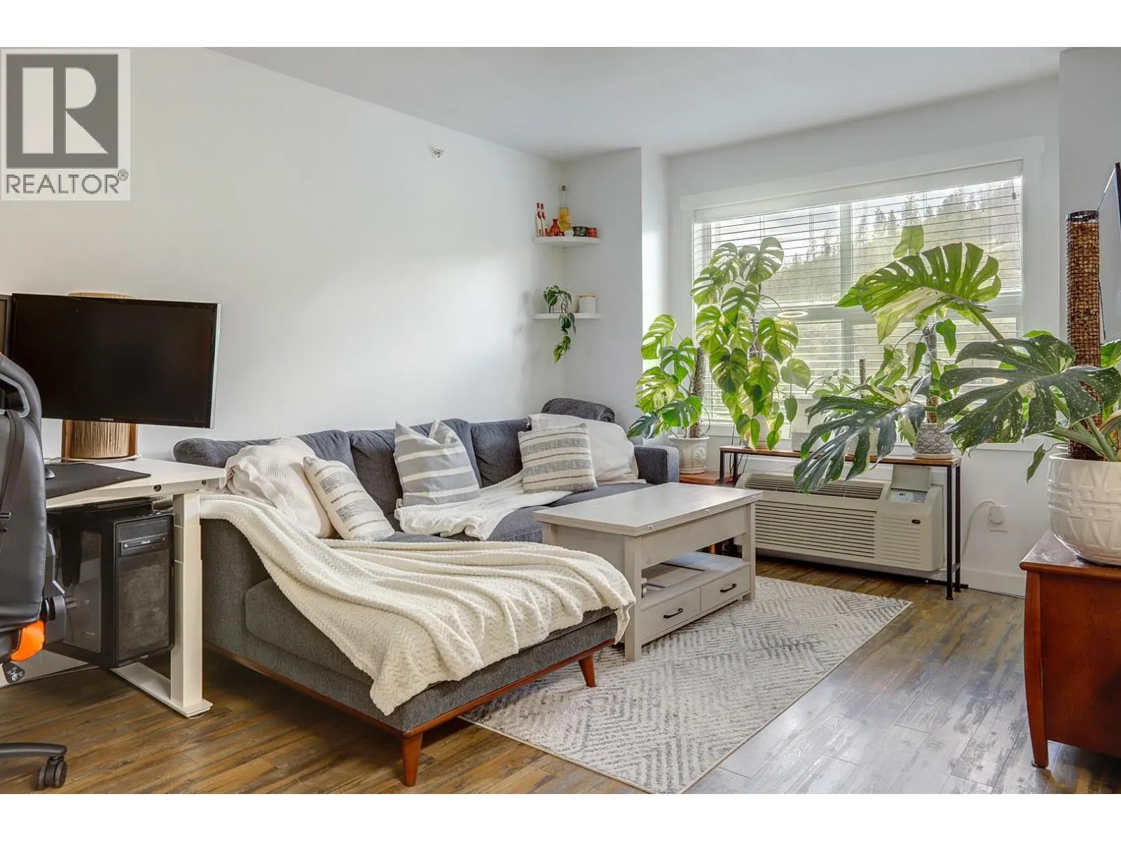 1477 Glenmore Road N Unit# B-203