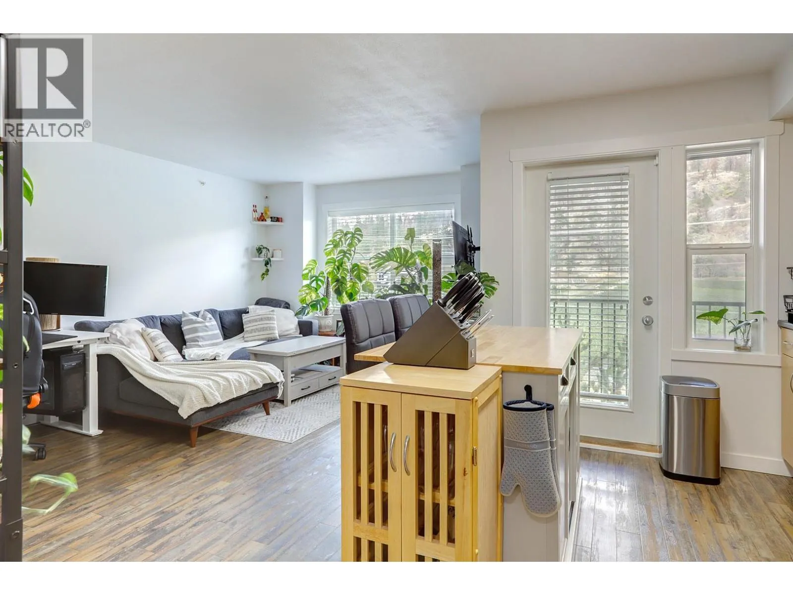 1477 Glenmore Road N Unit# B-203