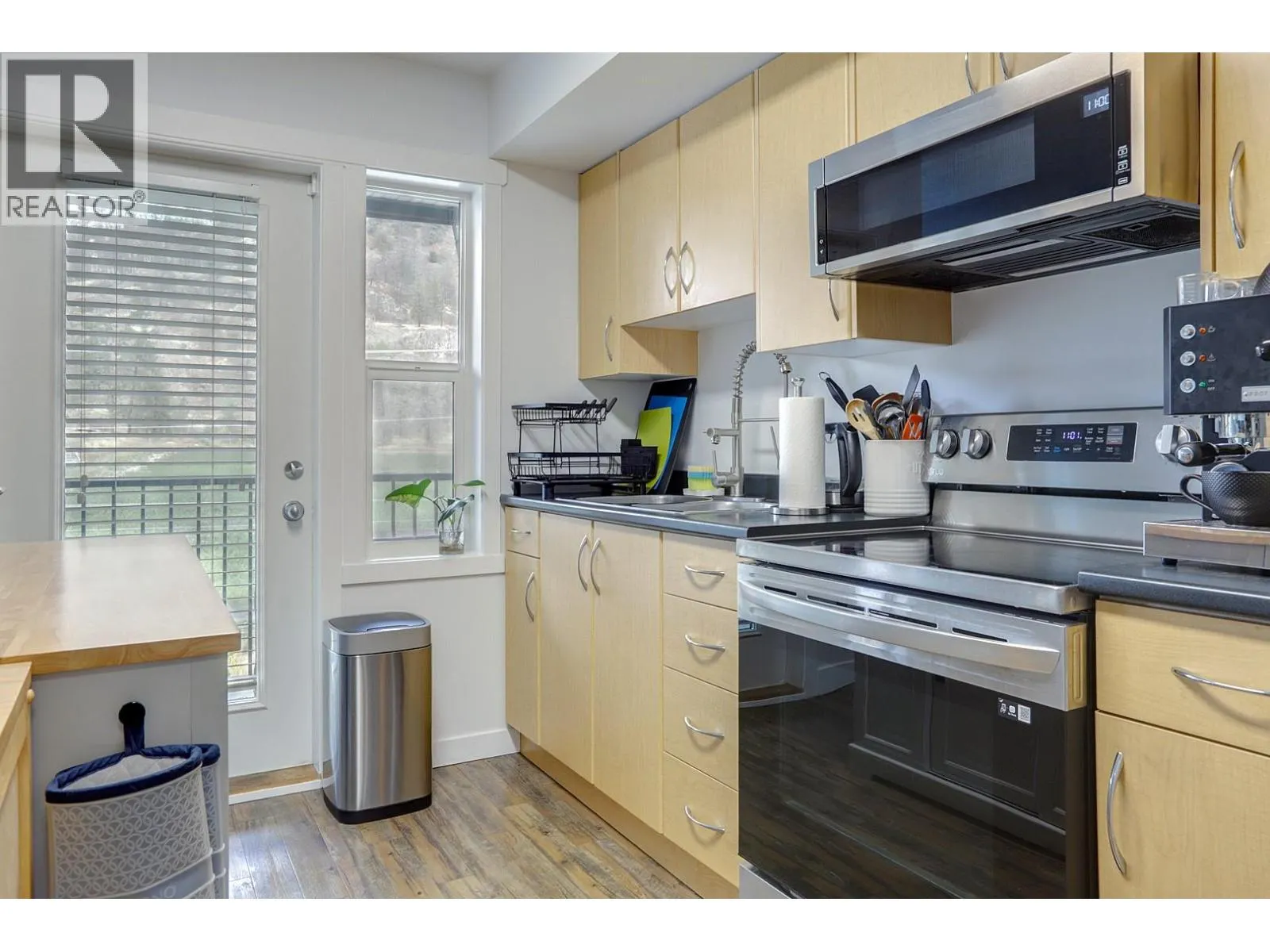 1477 Glenmore Road N Unit# B-203