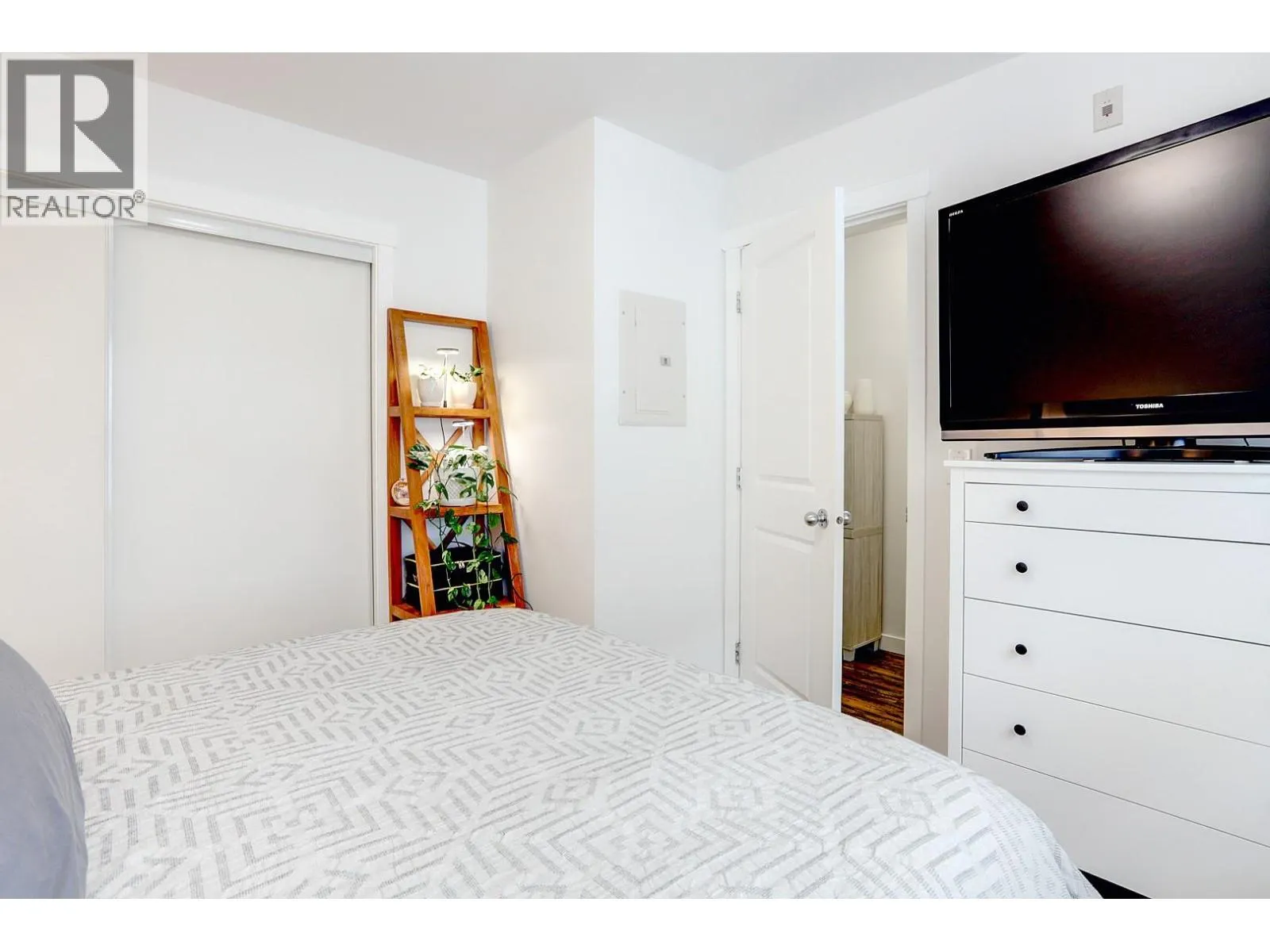 1477 Glenmore Road N Unit# B-203