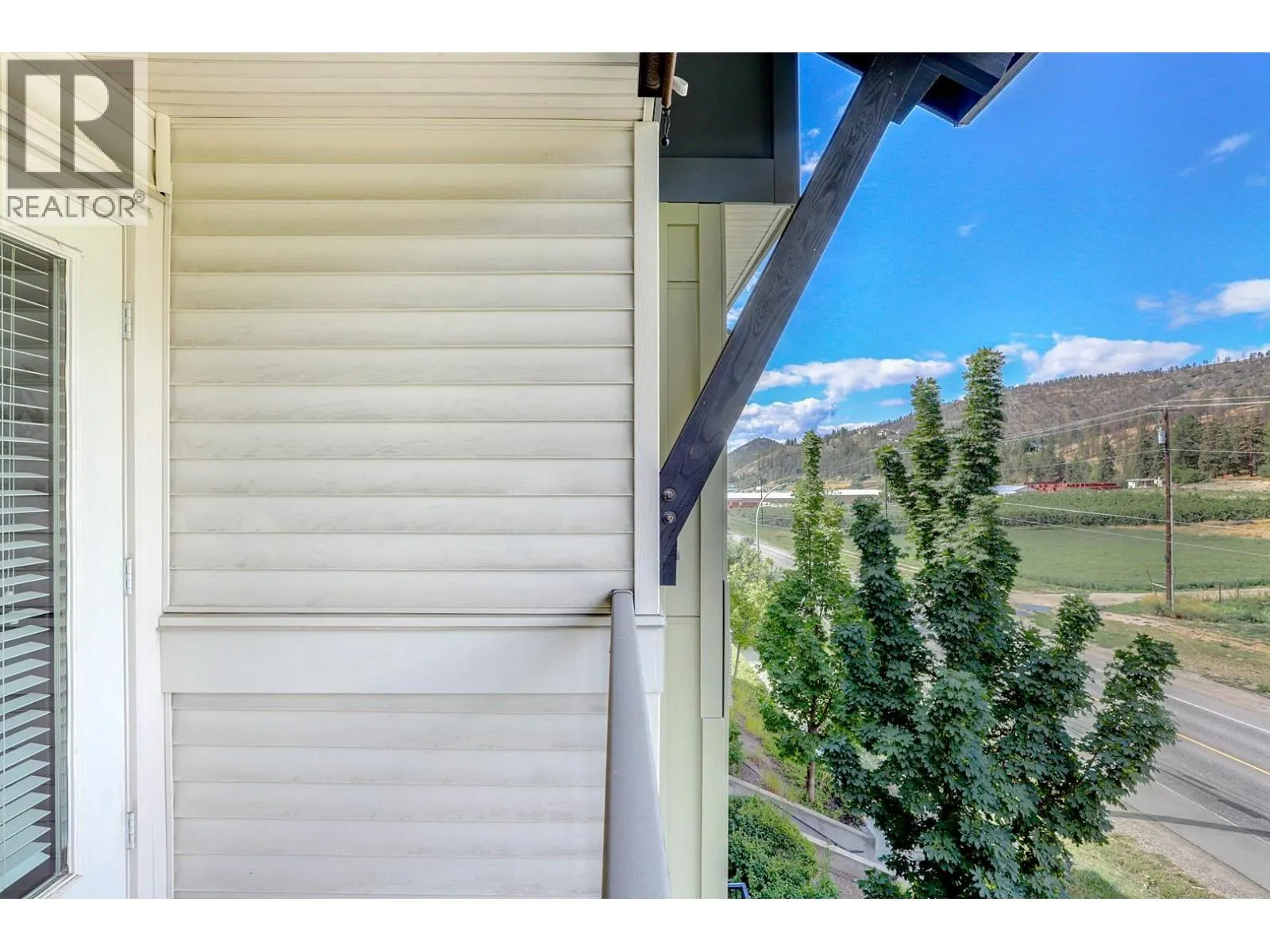 1477 Glenmore Road N Unit# B-203