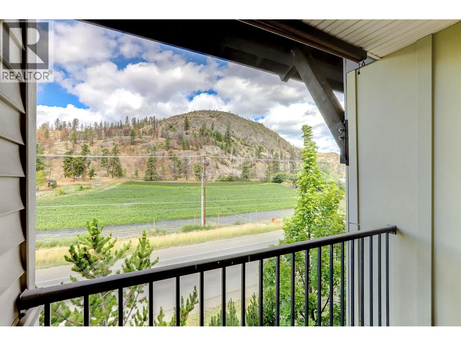 1477 Glenmore Road N Unit# B-203