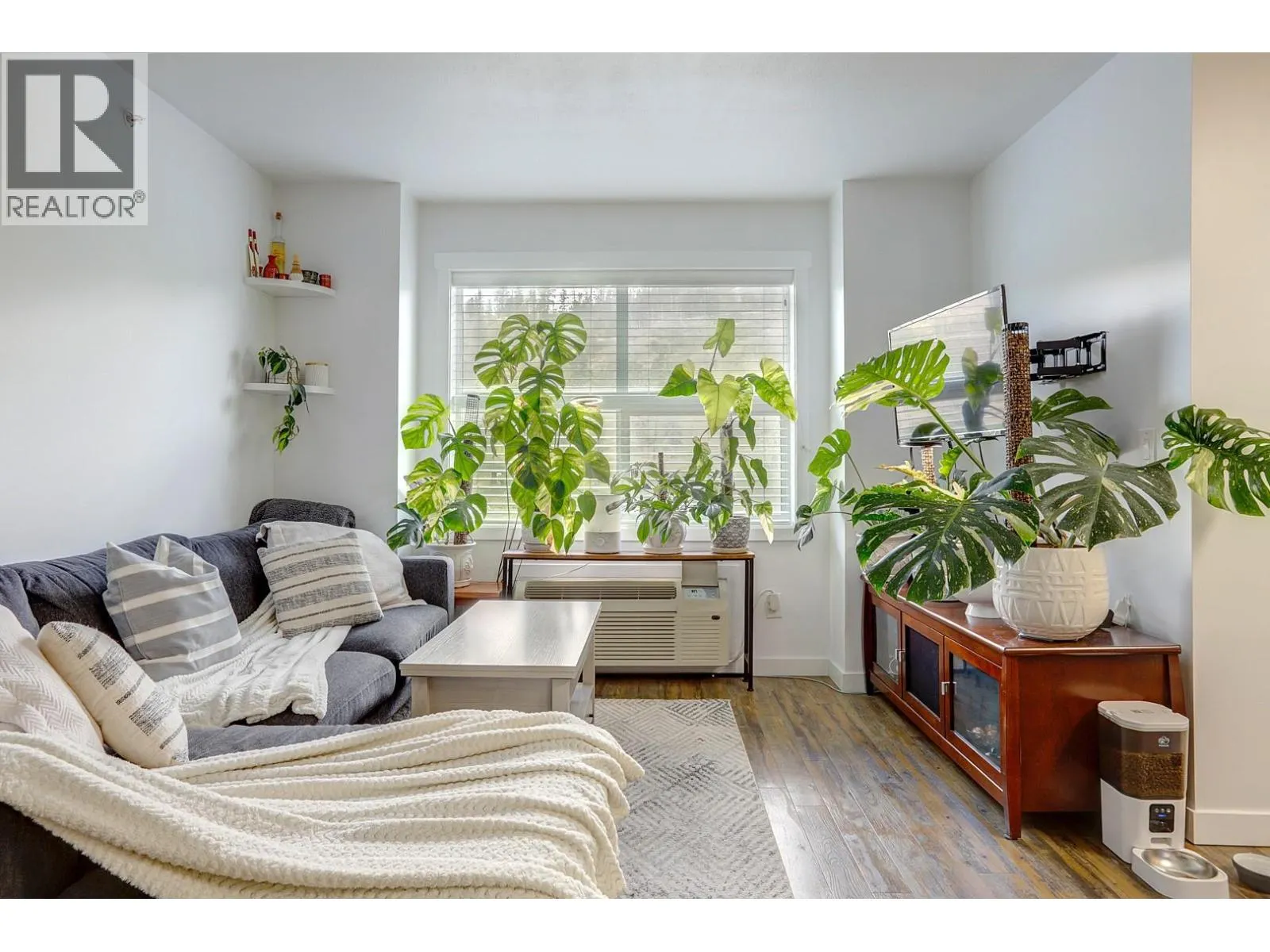 1477 Glenmore Road N Unit# B-203