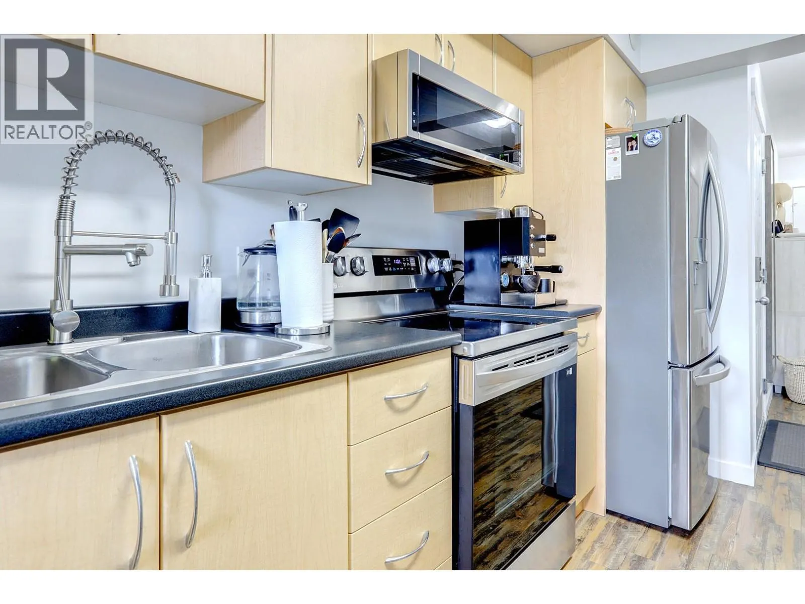 1477 Glenmore Road N Unit# B-203