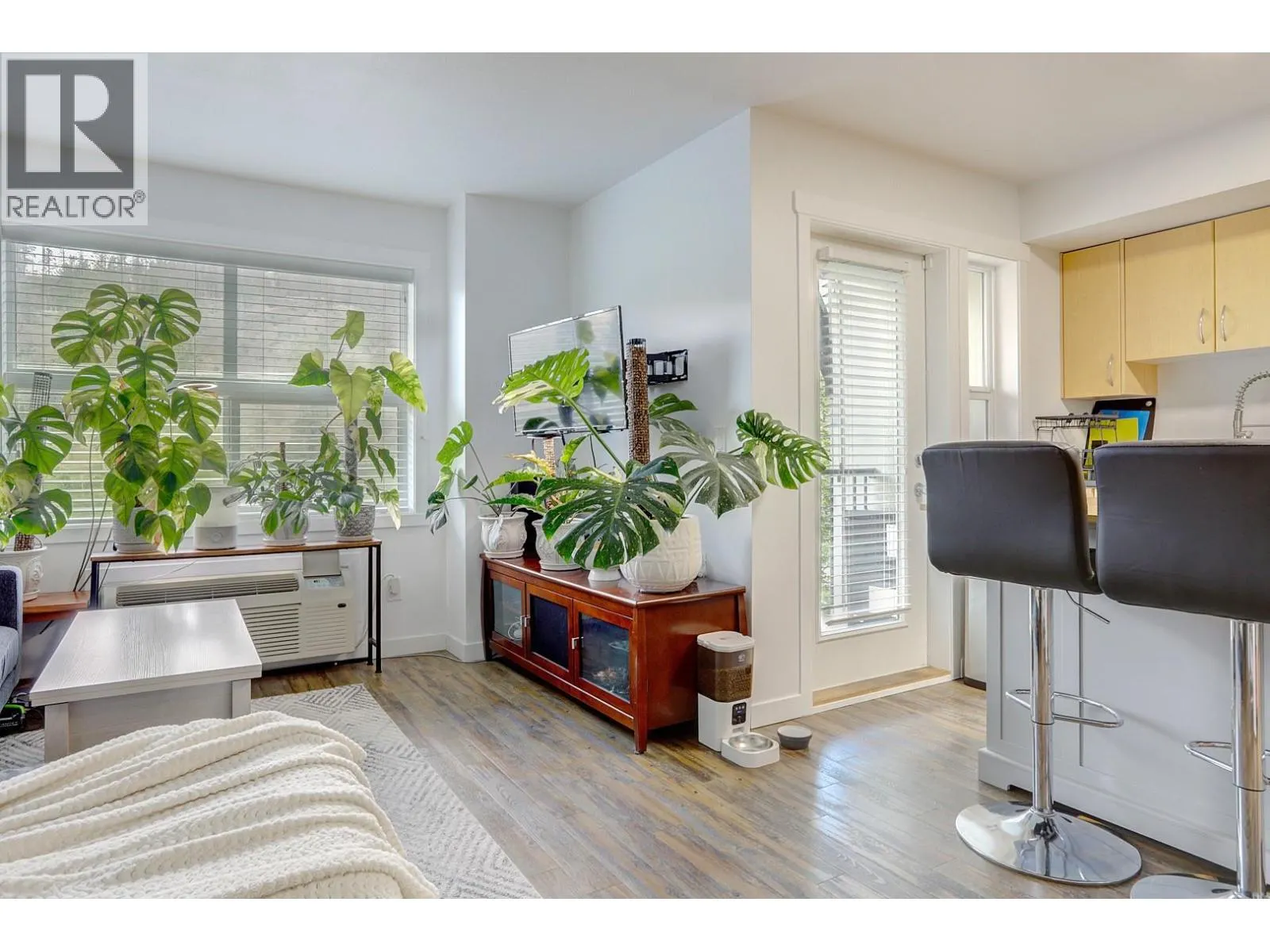 1477 Glenmore Road N Unit# B-203
