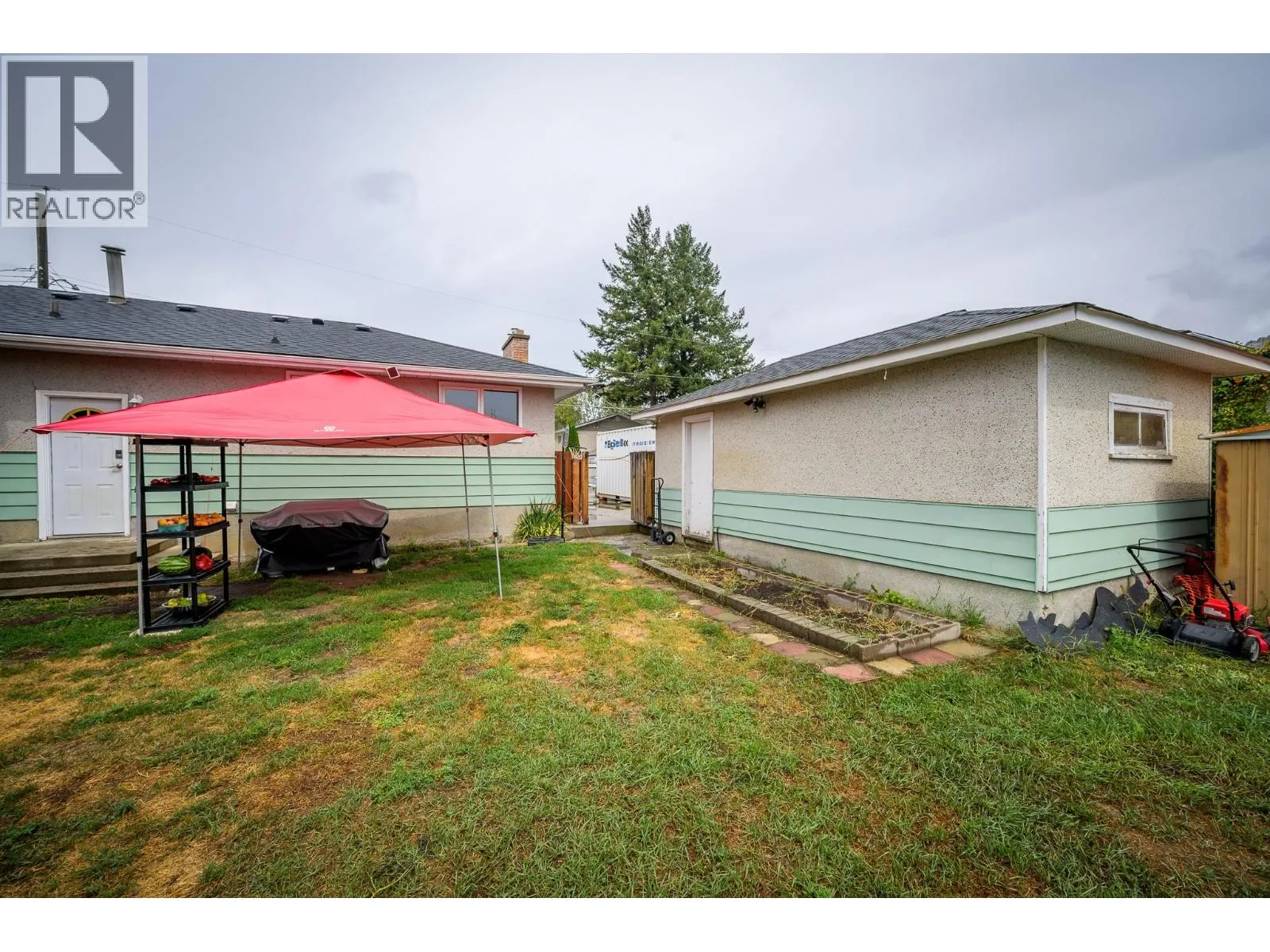 322 Walnut Avenue