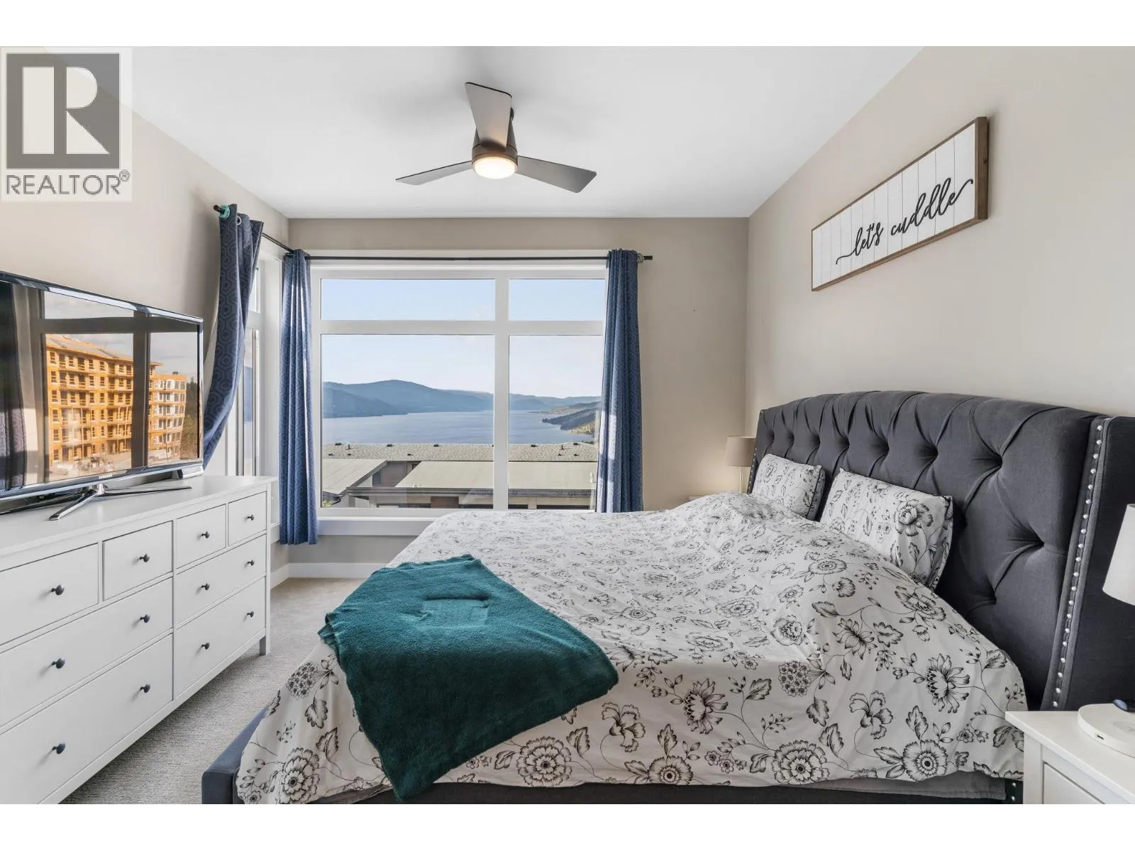 3220 Hilltown Drive Unit# 7