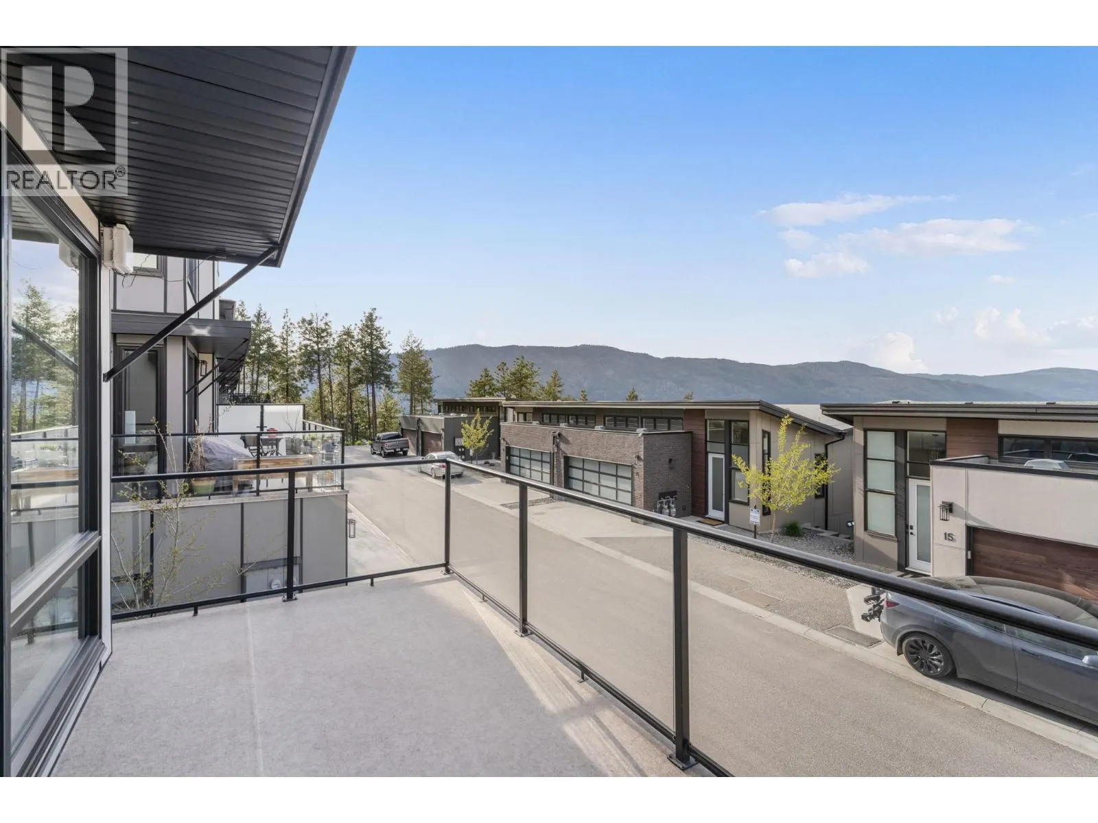 3220 Hilltown Drive Unit# 7