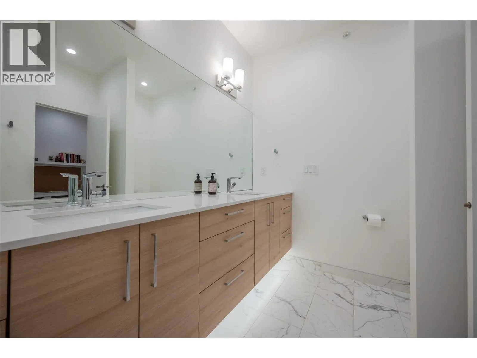 555 Wade Avenue E Unit# 107