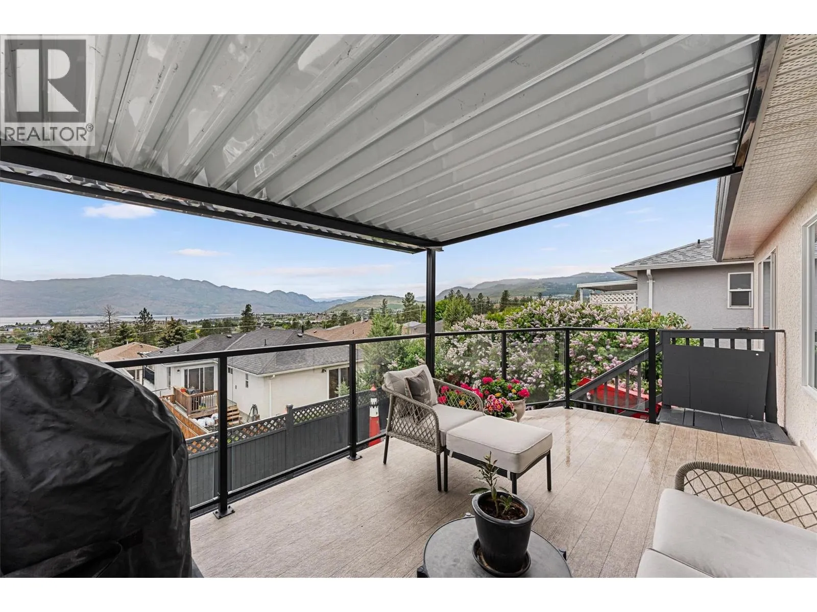 2440 Old Okanagan Highway Unit# 327