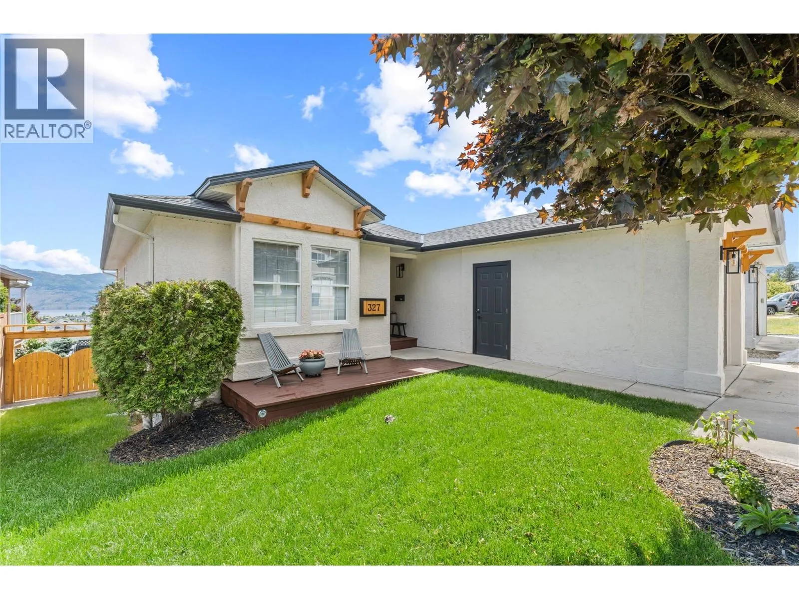 2440 Old Okanagan Highway Unit# 327