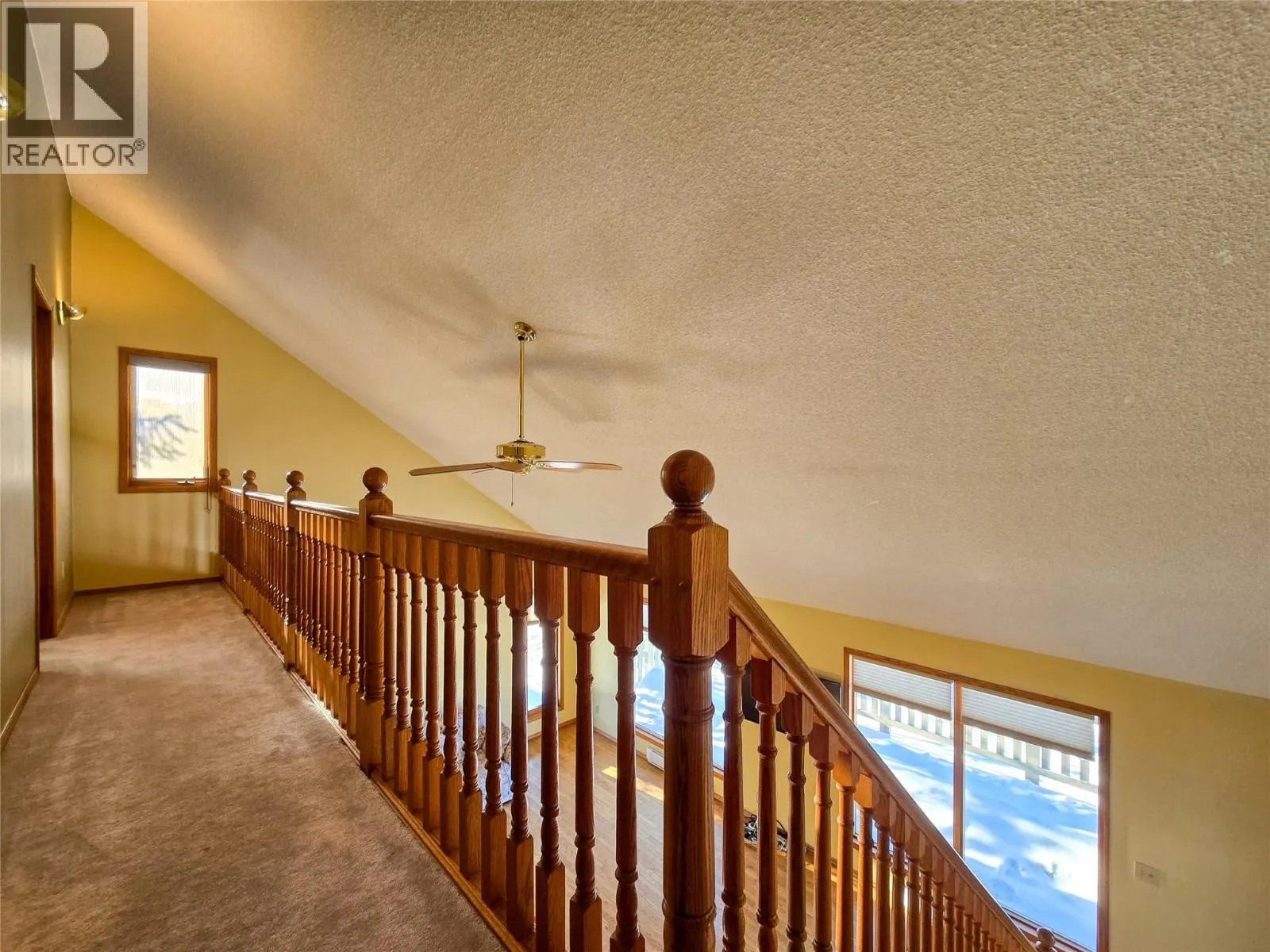5162 COLUMBIA RIVER Road
