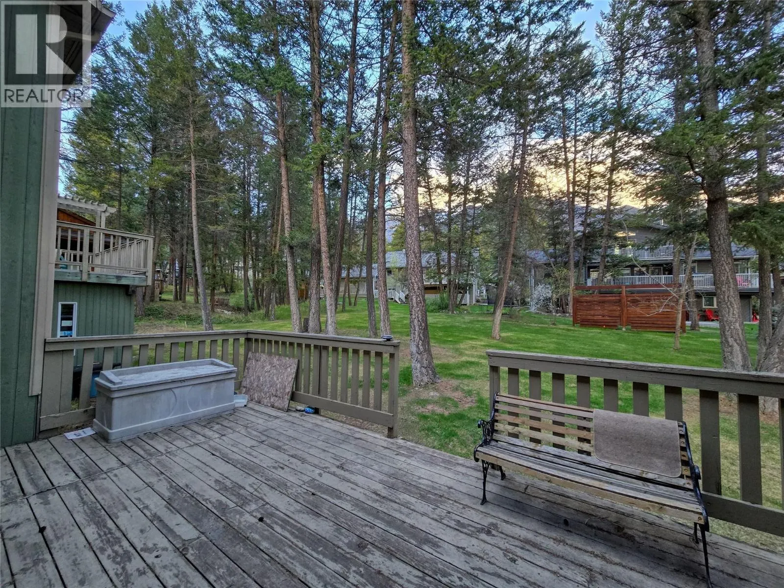 5162 COLUMBIA RIVER Road