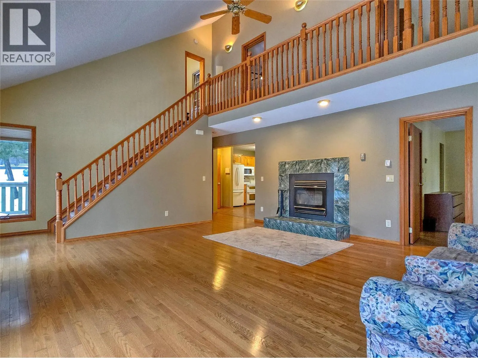5162 COLUMBIA RIVER Road