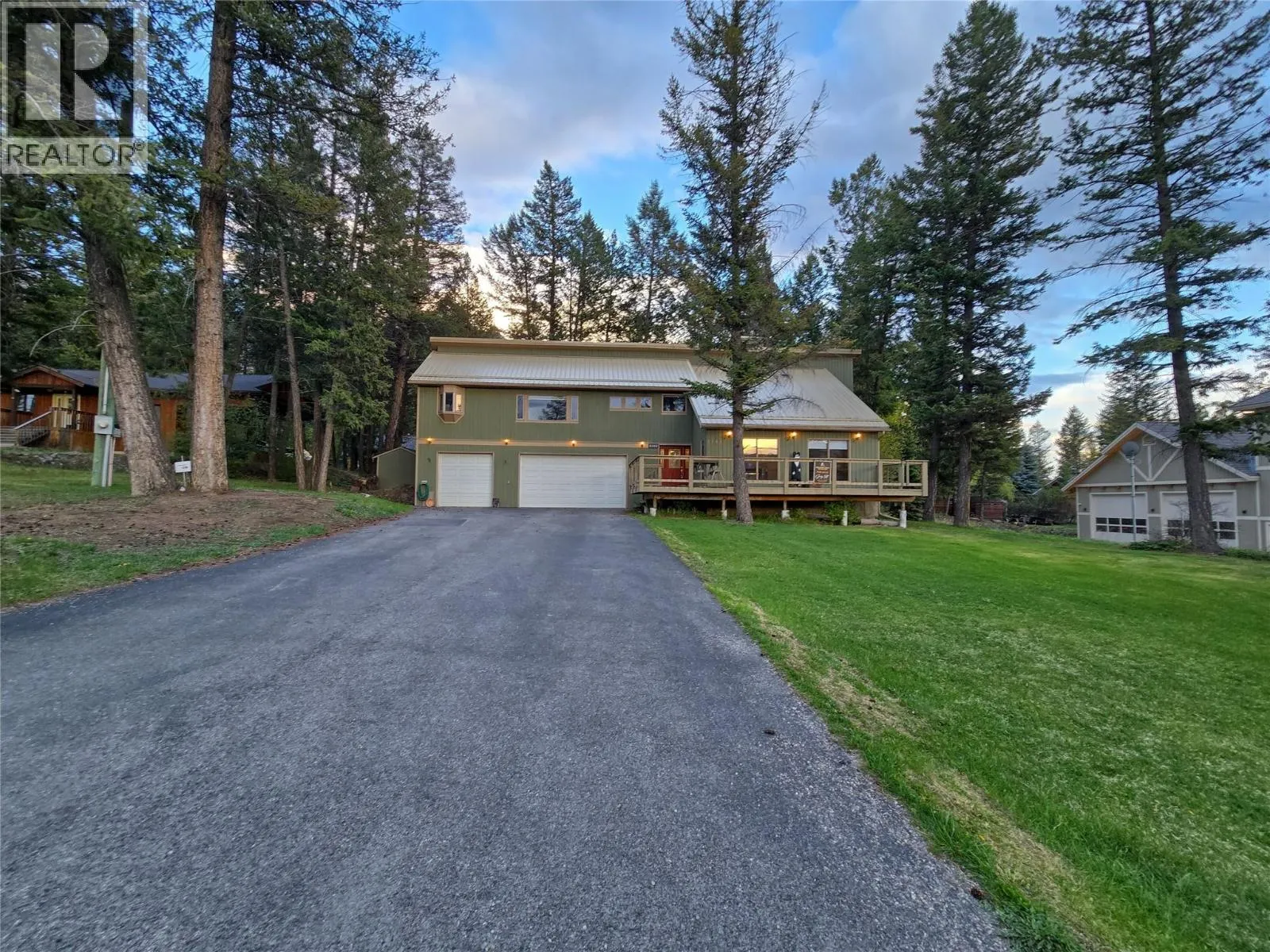 5162 COLUMBIA RIVER Road