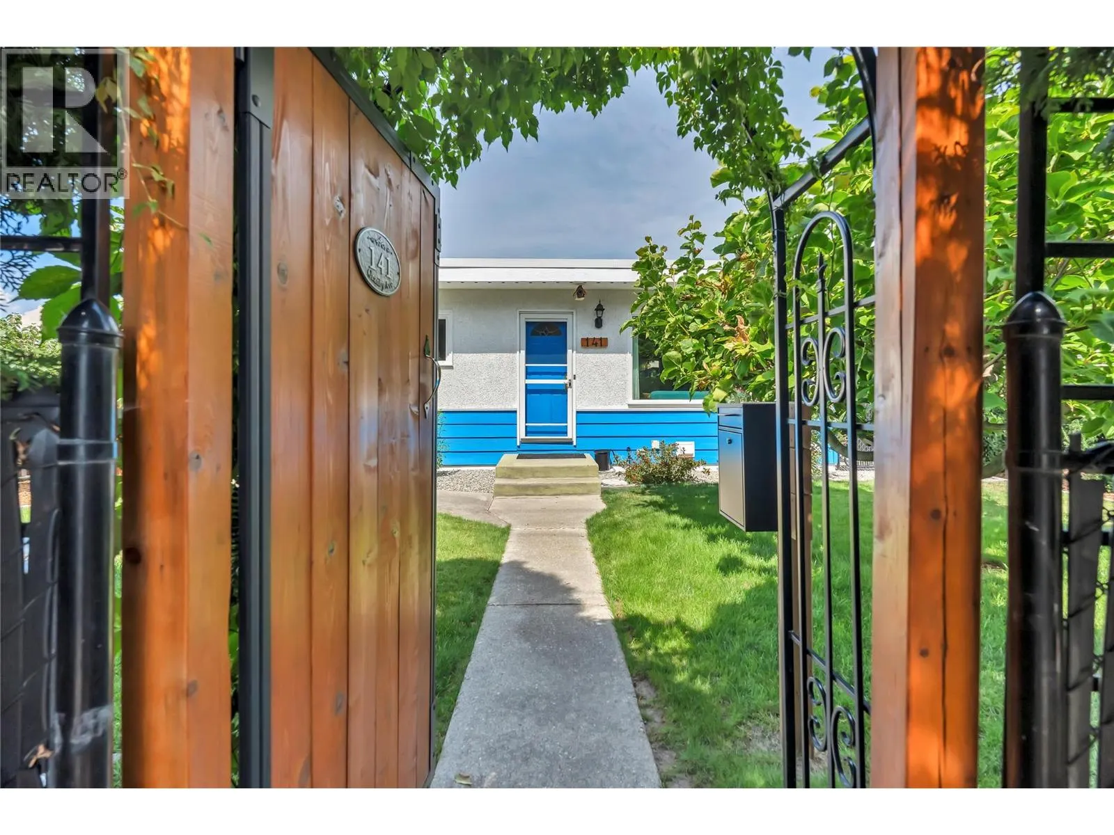 141 Granby Avenue