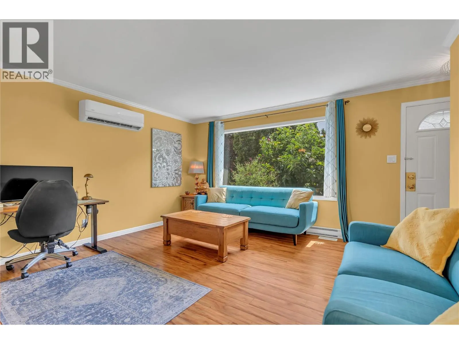 141 Granby Avenue