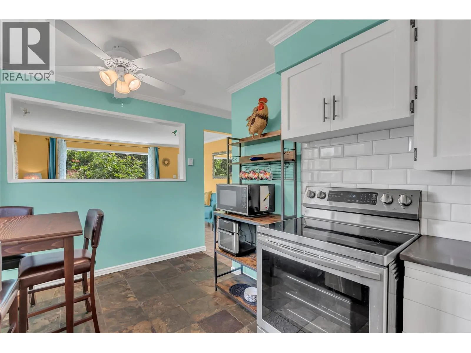 141 Granby Avenue