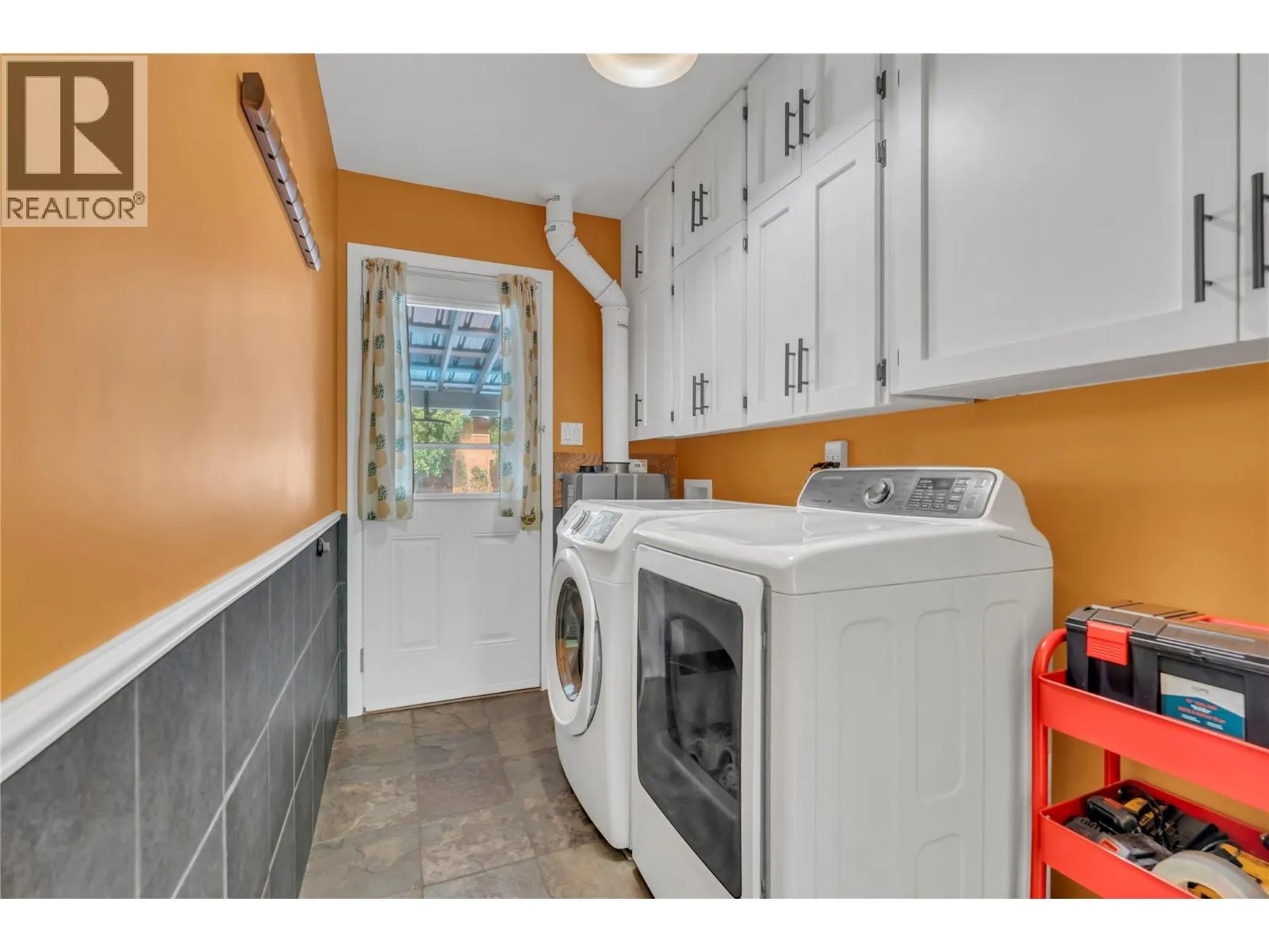 141 Granby Avenue