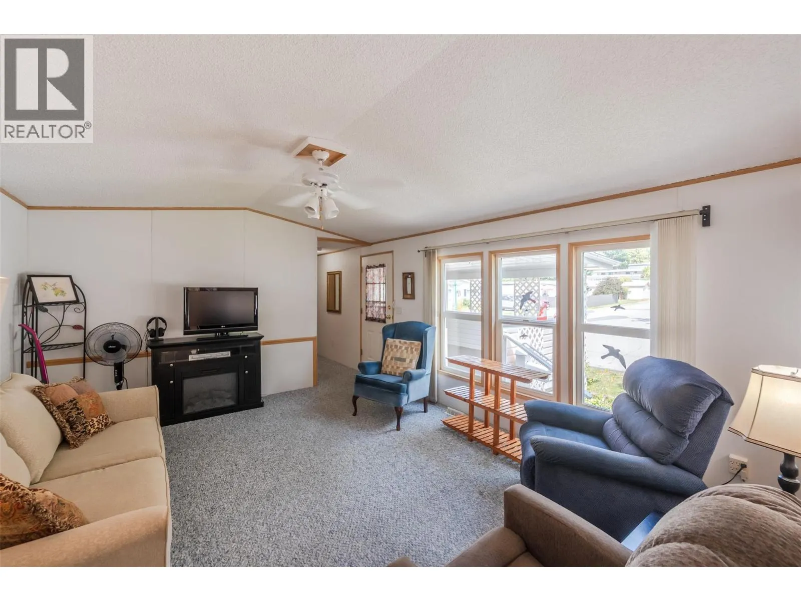 4505 MCLEAN CREEK Road Unit# F22