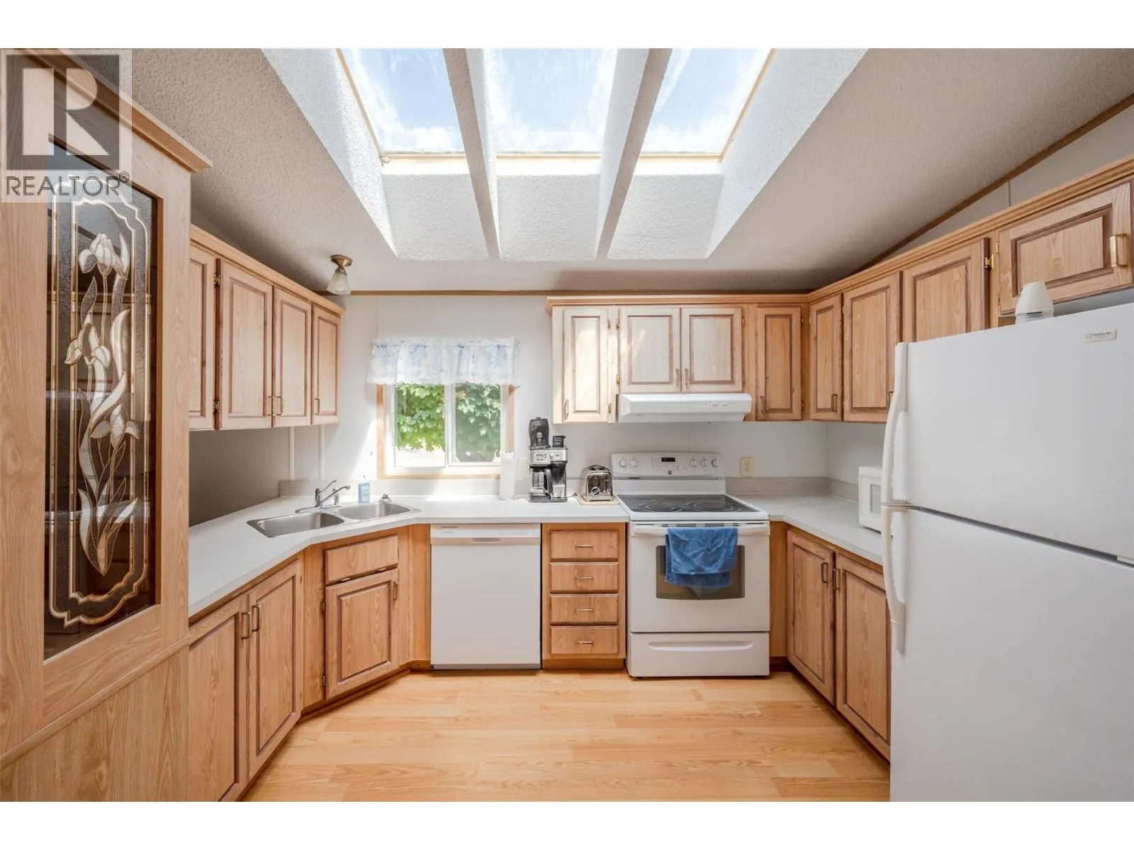 4505 MCLEAN CREEK Road Unit# F22
