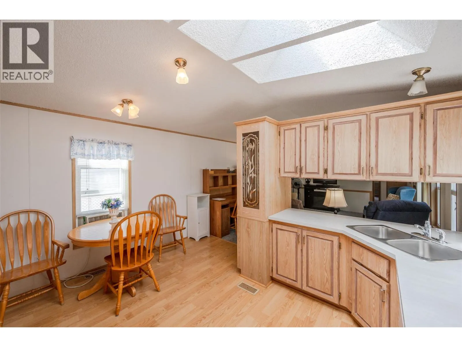 4505 MCLEAN CREEK Road Unit# F22