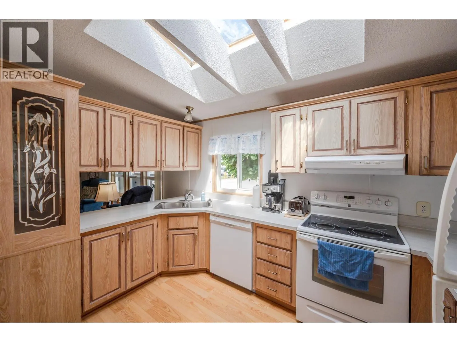 4505 MCLEAN CREEK Road Unit# F22