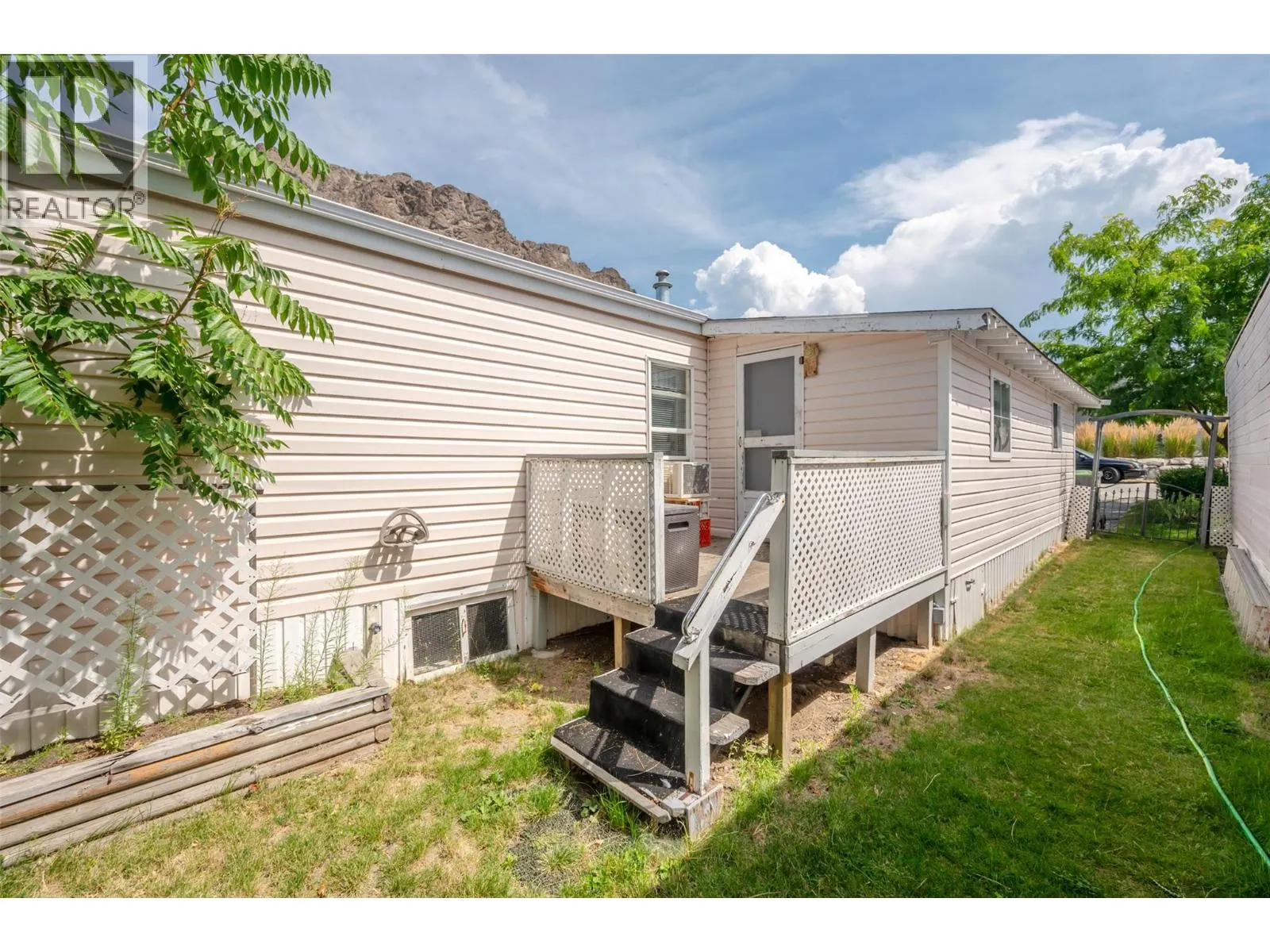 4505 MCLEAN CREEK Road Unit# F22