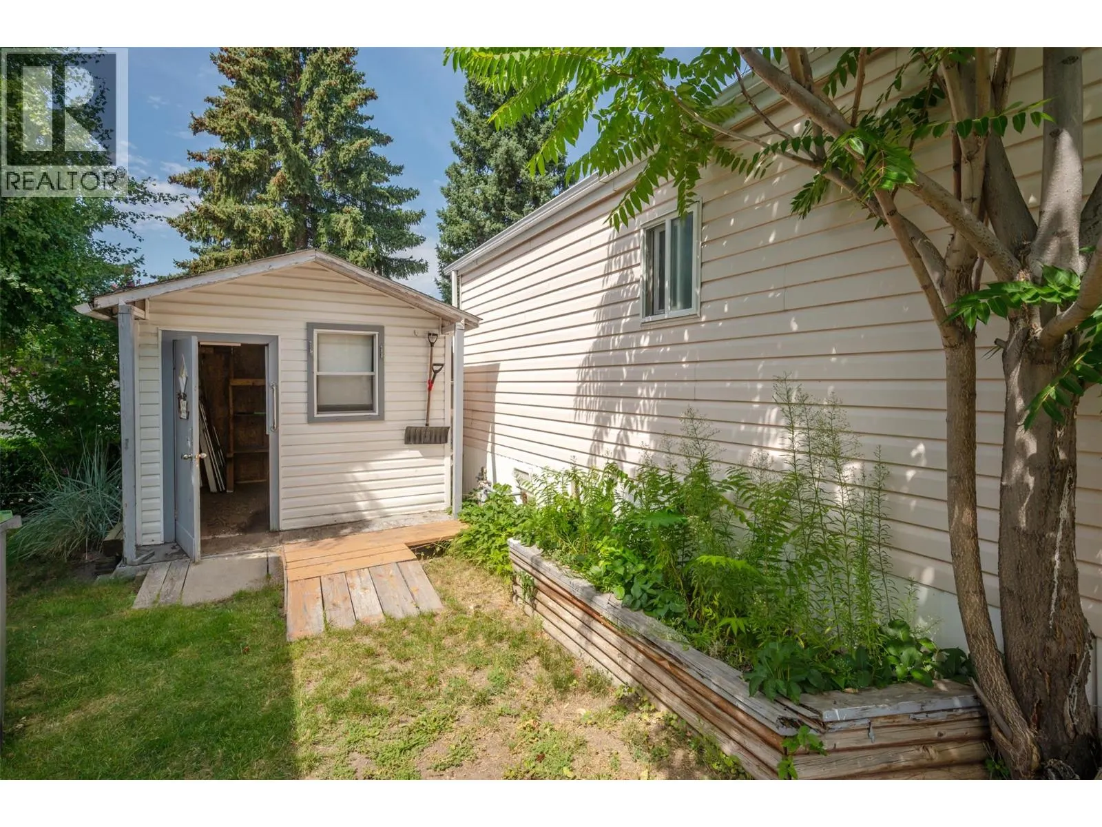 4505 MCLEAN CREEK Road Unit# F22